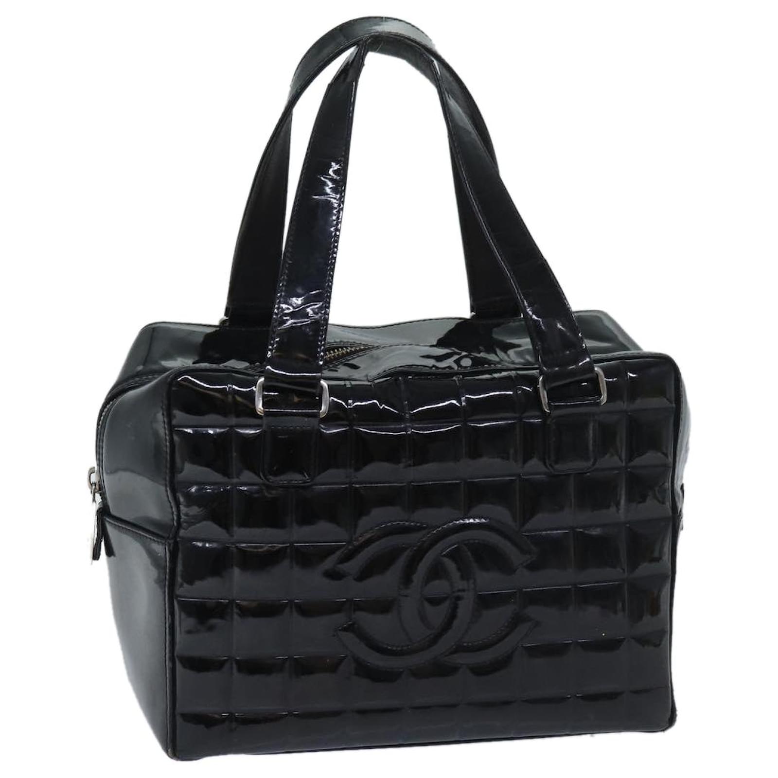 CHANEL COCO Mark Choco Bar Bolsa de mão Couro envernizado Preto CC