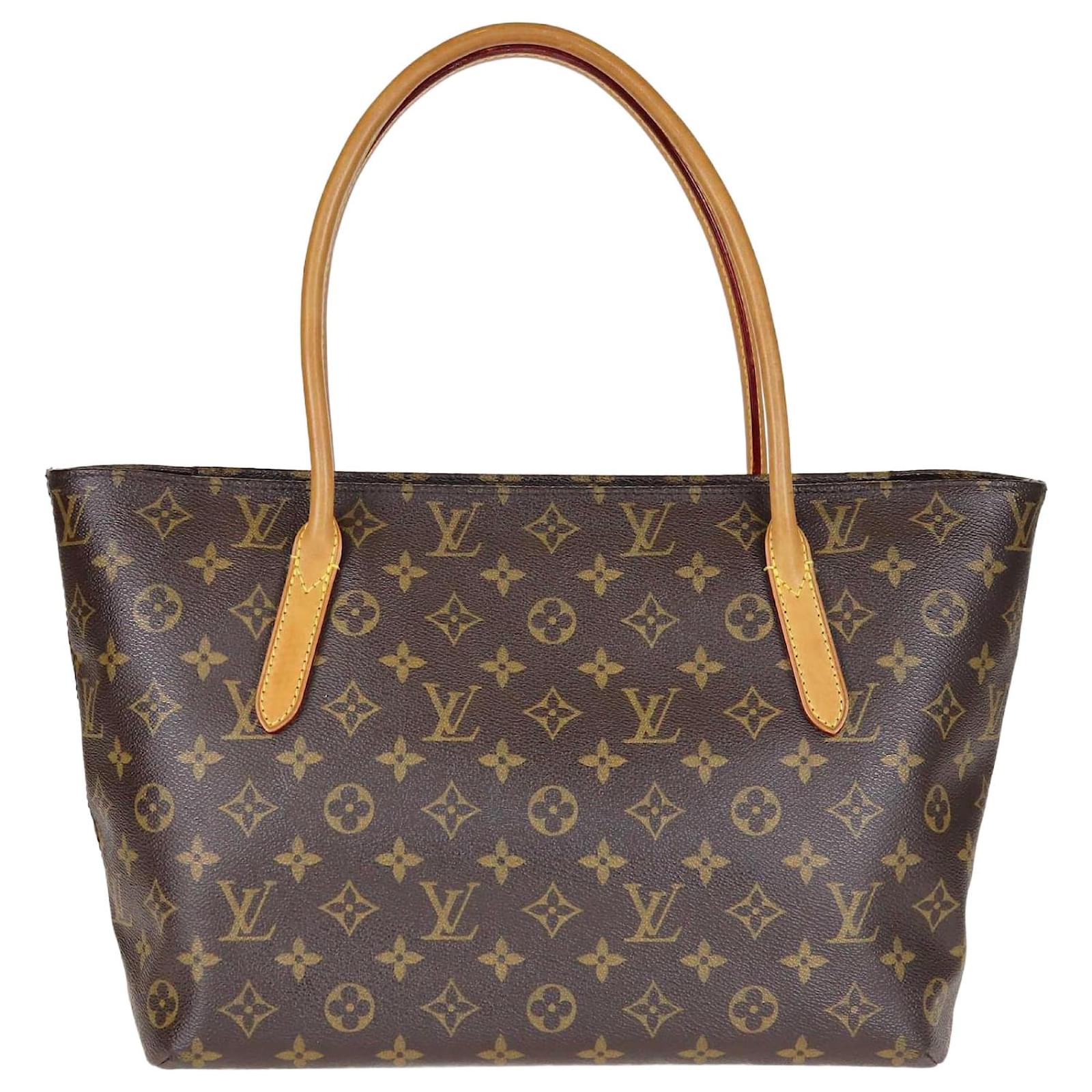 Louis Vuitton Raspail PM Tasche mit Monogramm Leder ref.1348979 Joli Closet