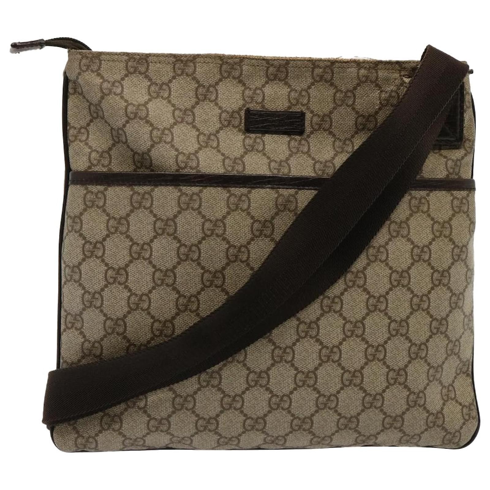 ショルダーバッグ GUCCI GG supreme fabric and leather shoulder bag Beige GUCCI Beige GG Supreme Canvas Crossbody Shoulder Bag 246881