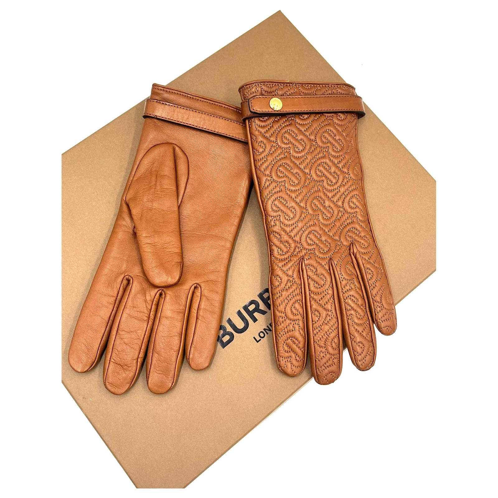 Gants BURBERRY Camel Leather ref.1399918 Joli Closet