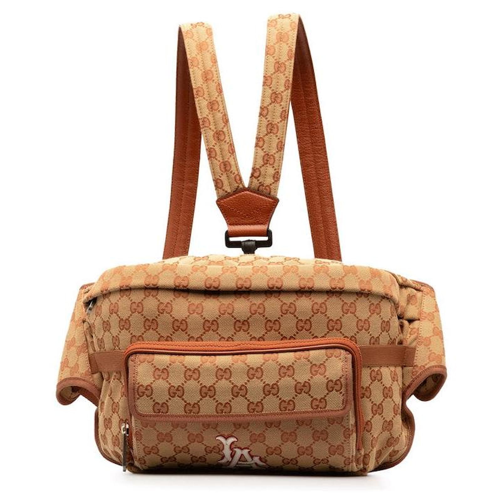 GUCCI × LA Angels™ ボディバッグ Gucci GG Canvas LA Angels Patch Body Bag Backpack in Great
