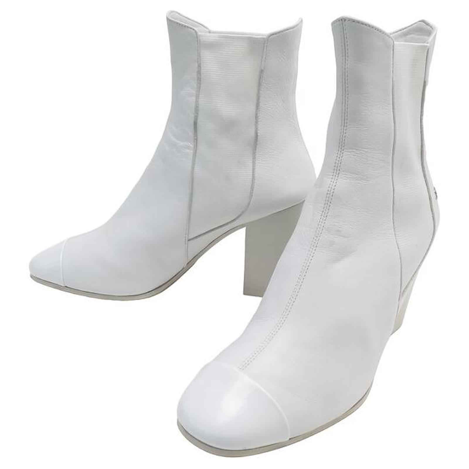 Scarpa chanel bianca hotsell