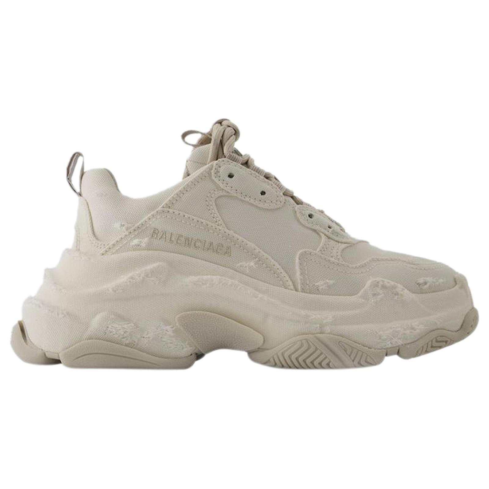 Triple S Sneakers Balenciaga Synthetic Beige Brown ref.1409121 Joli Closet