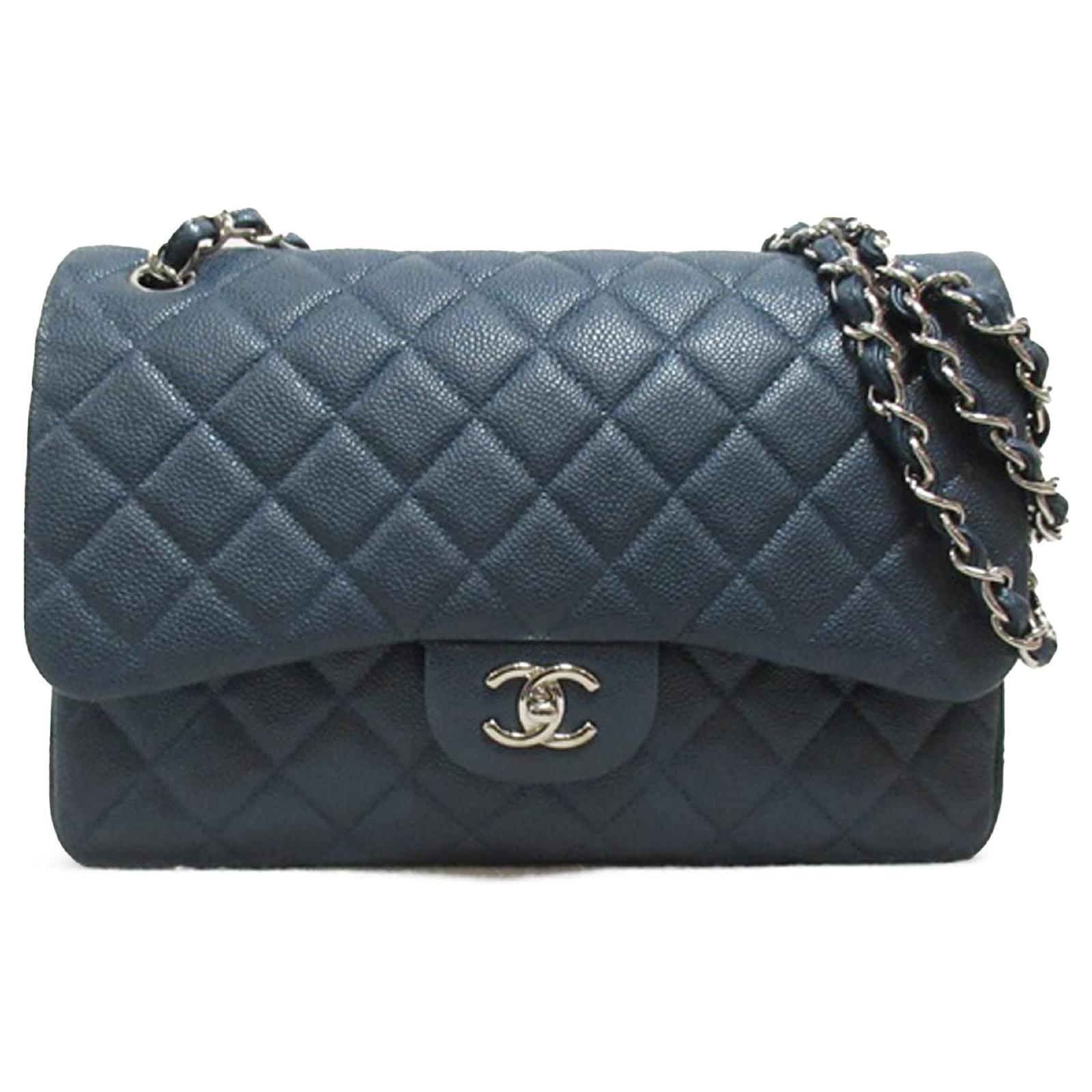 Chanel Blue Jumbo Classic Caviar Double Flap Dark blue Leather ref ...