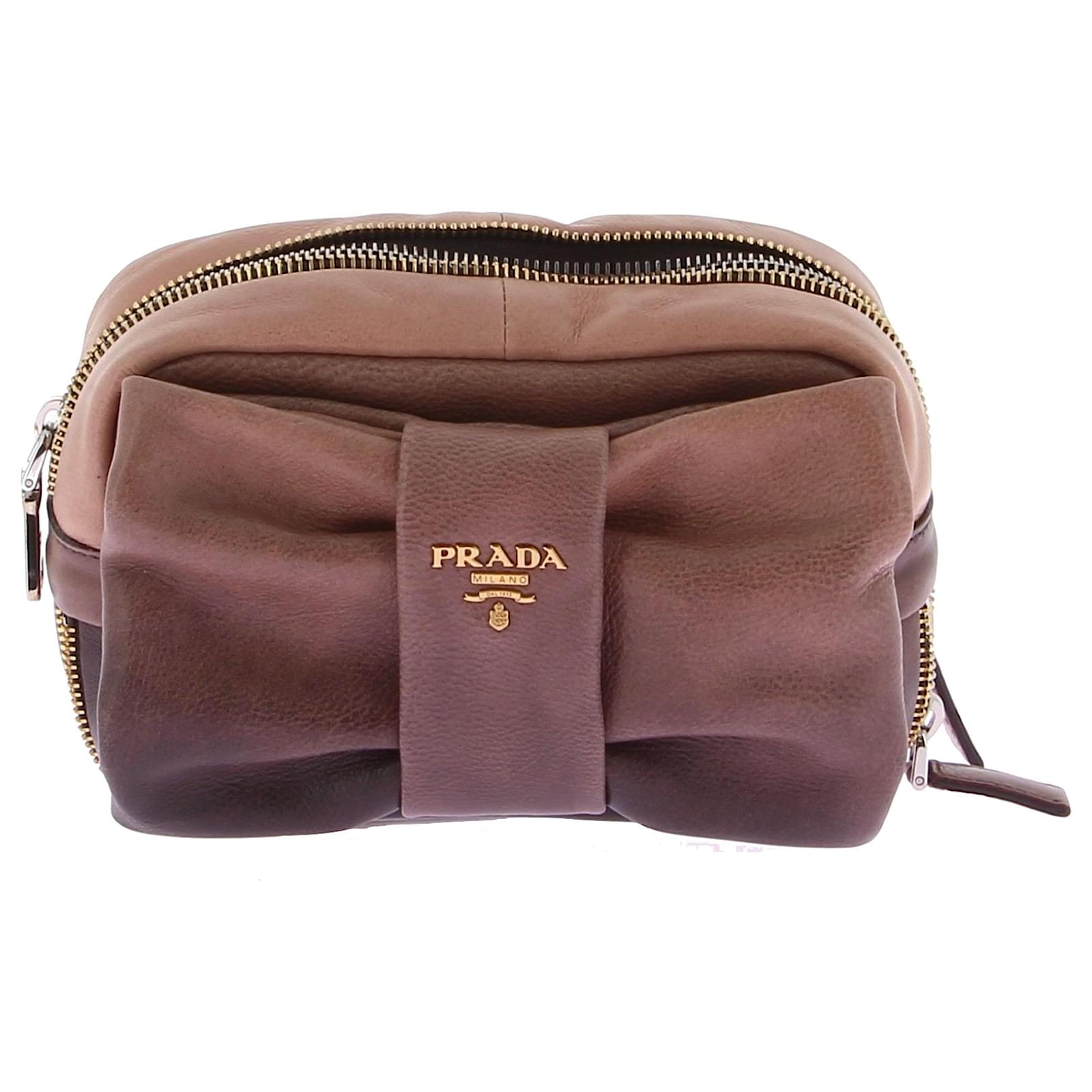 Bow PRADA Clutch Taschen T. Leder Braun ref.1416291 Joli Closet