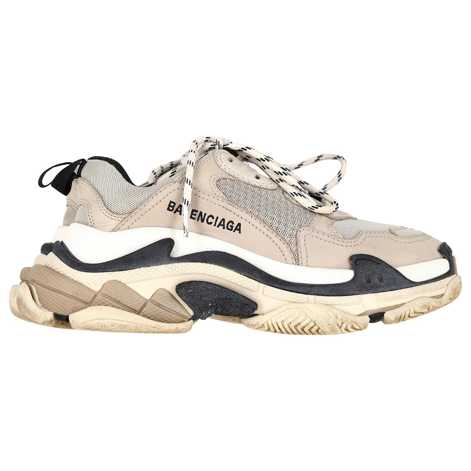 Everyday Balenciaga Clear Sole Triple S Sneakers in Beige Polyester ref.1422935 Joli Closet