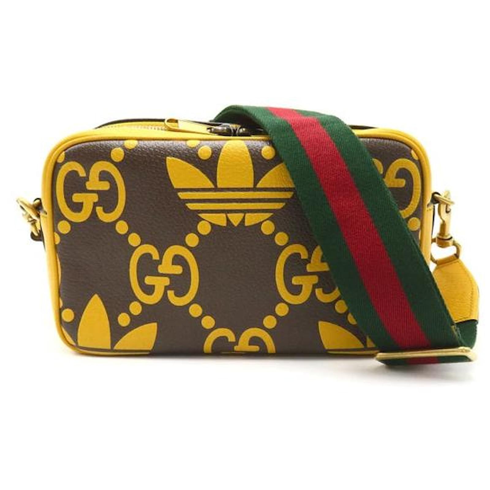 GUCCI パイソン　バック　黄色 黄色 Gucci Gucci X Adidas Shoulder Bag Leather Shoulder Bag 702427 in
