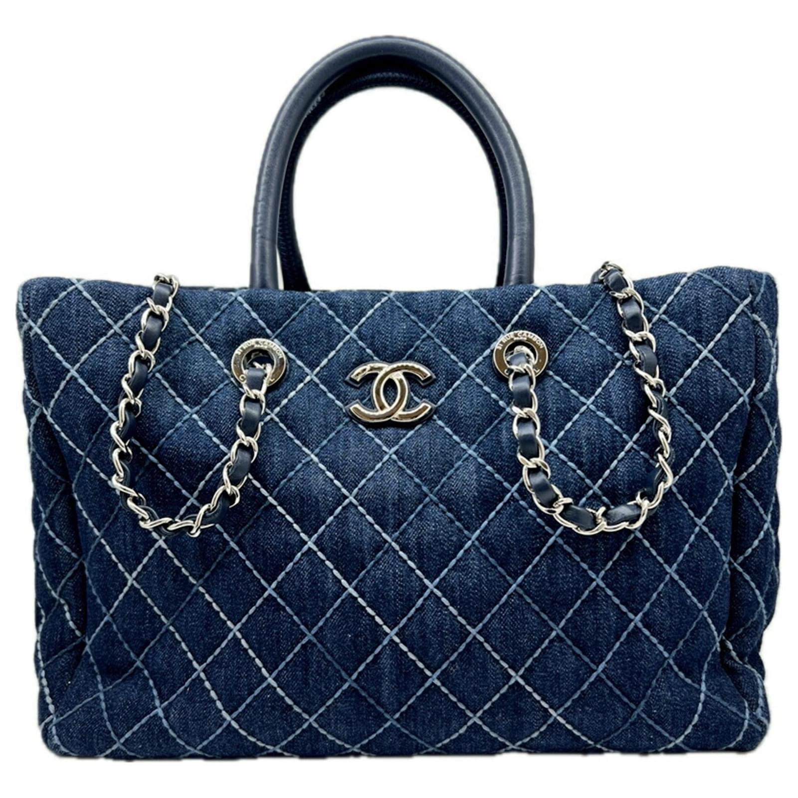 【CHANEL】Chanel stitch tote bag with pouch【ランク:A】 CHANEL] Chanel Wild StitchChainBag Tote Bag – NISHIKINO