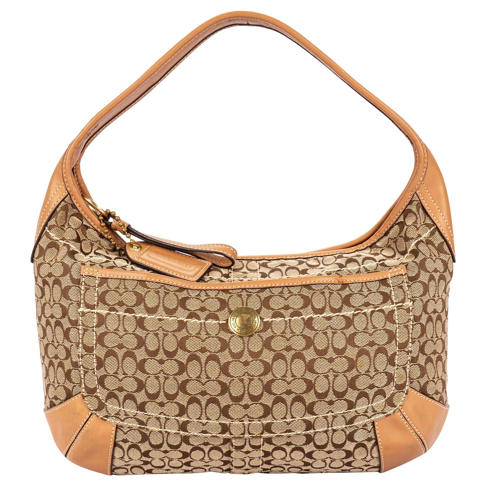 Coach Soho Shoulder Bag Beige Leather ref.JC1434411 (Sold) - Joli