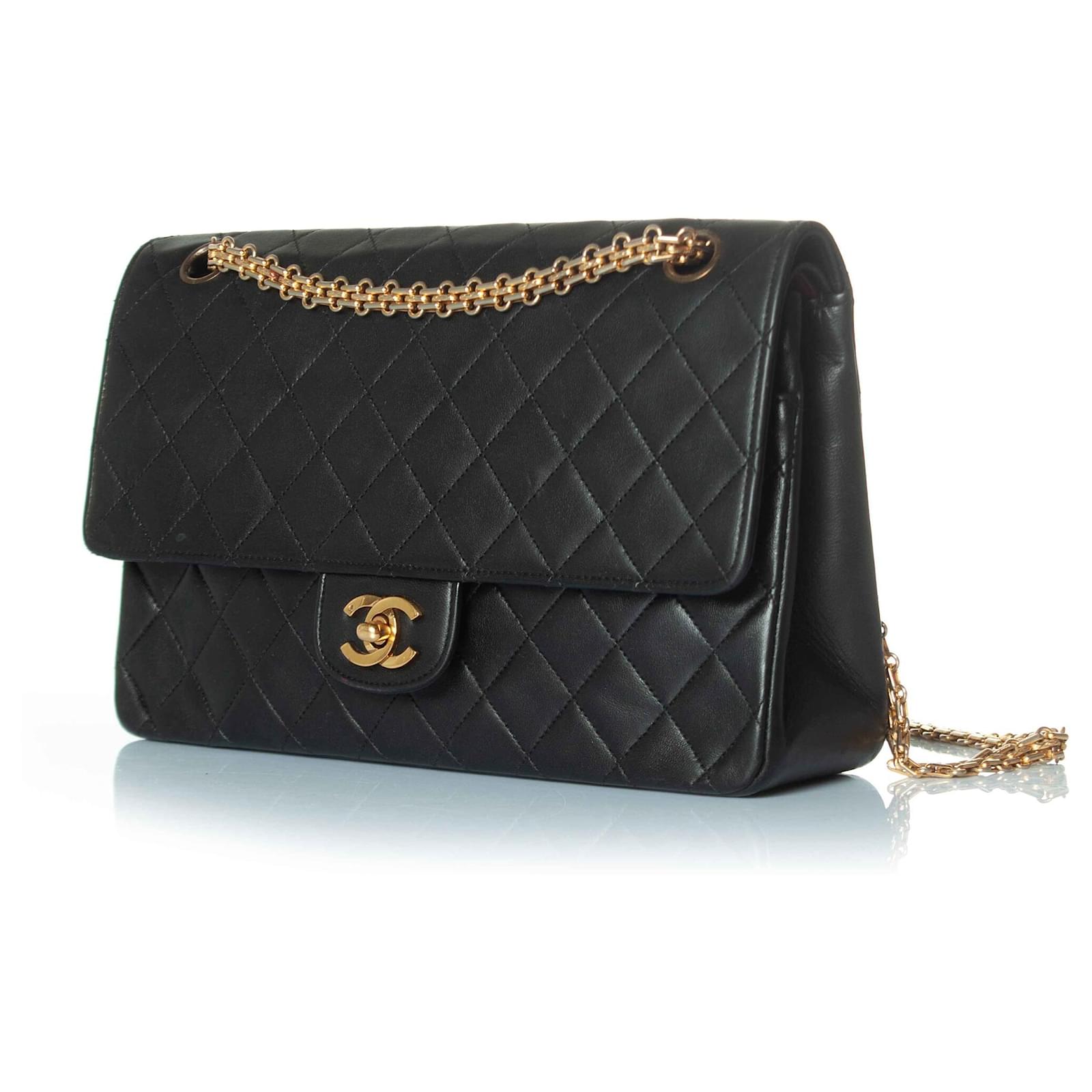 Timeless Chanel, zeitlose gesteppte Leder-Schultertasche Schwarz