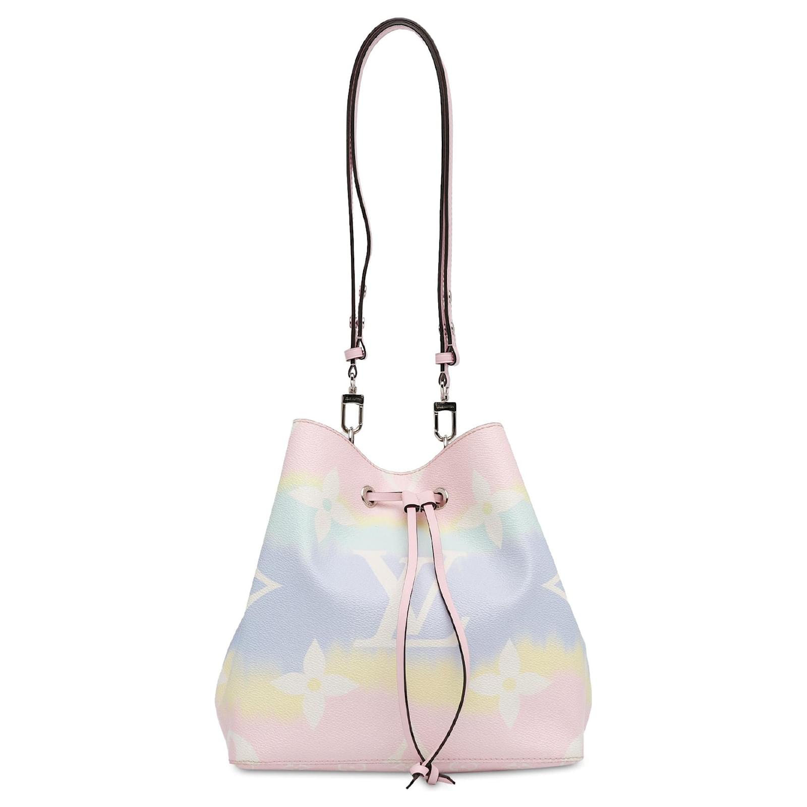 Sac seau NeoNoe MM en toile Monogram géant Escale pastel de Louis