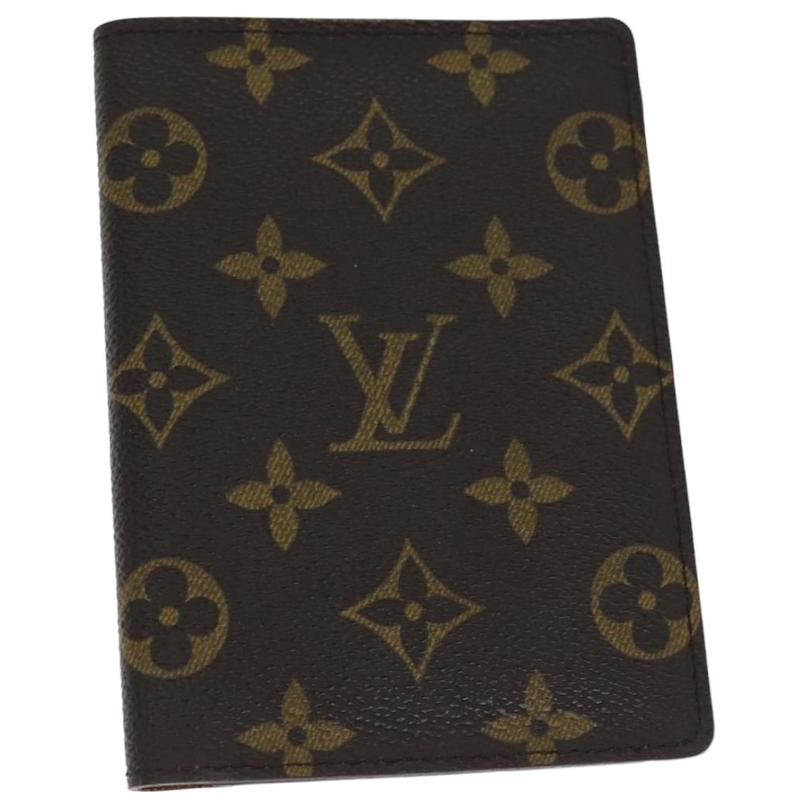 Louis vuitton etui passeport hotsell