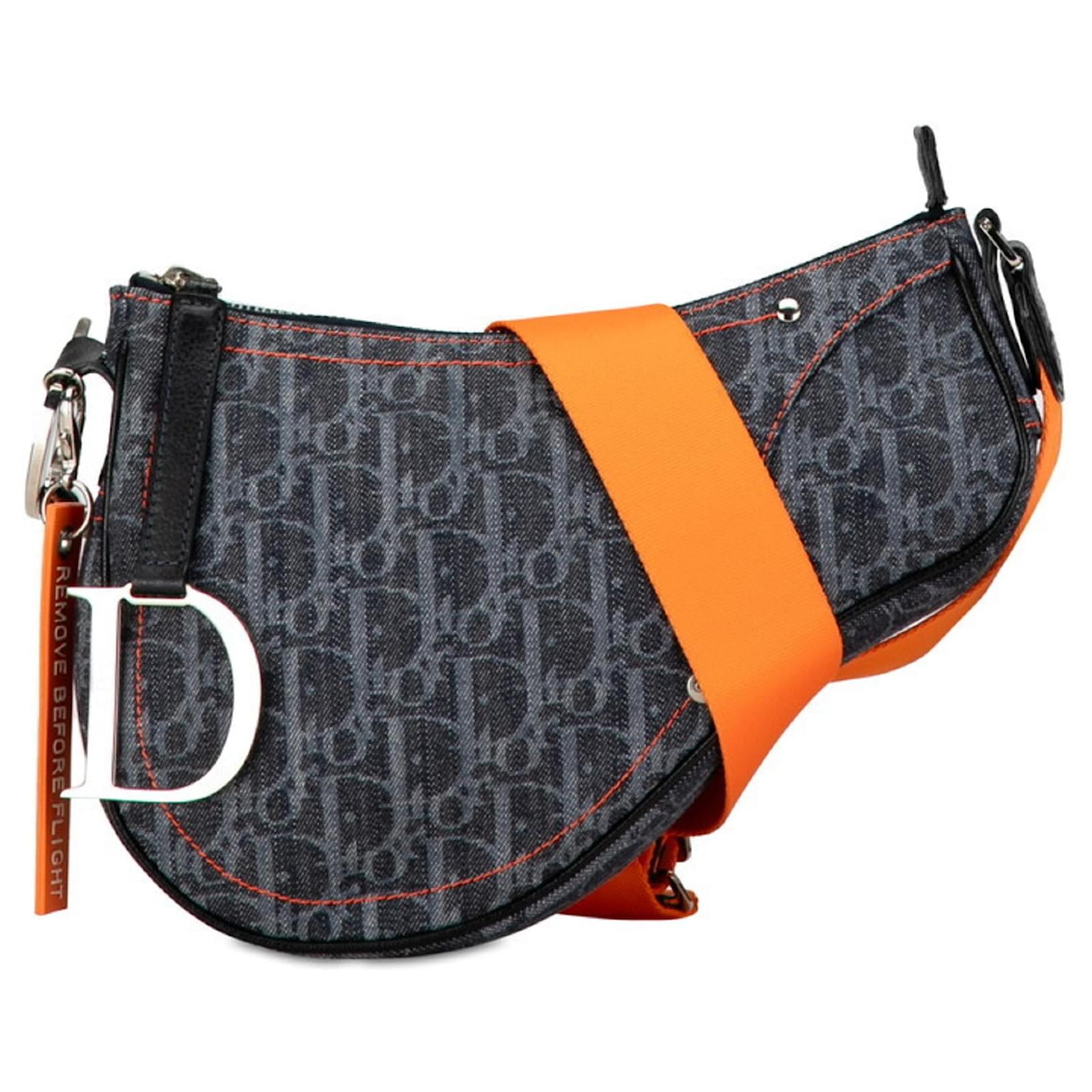 Dior remove before flight bag sale