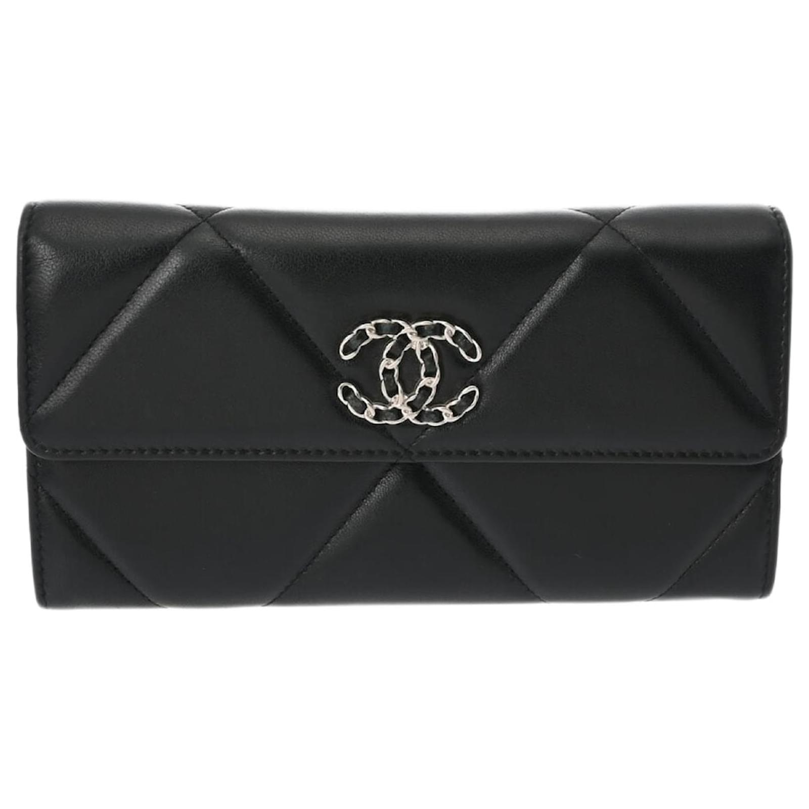 Chanel 19 Flap Wallet in Black Lambskin Leather ref.JC1448323