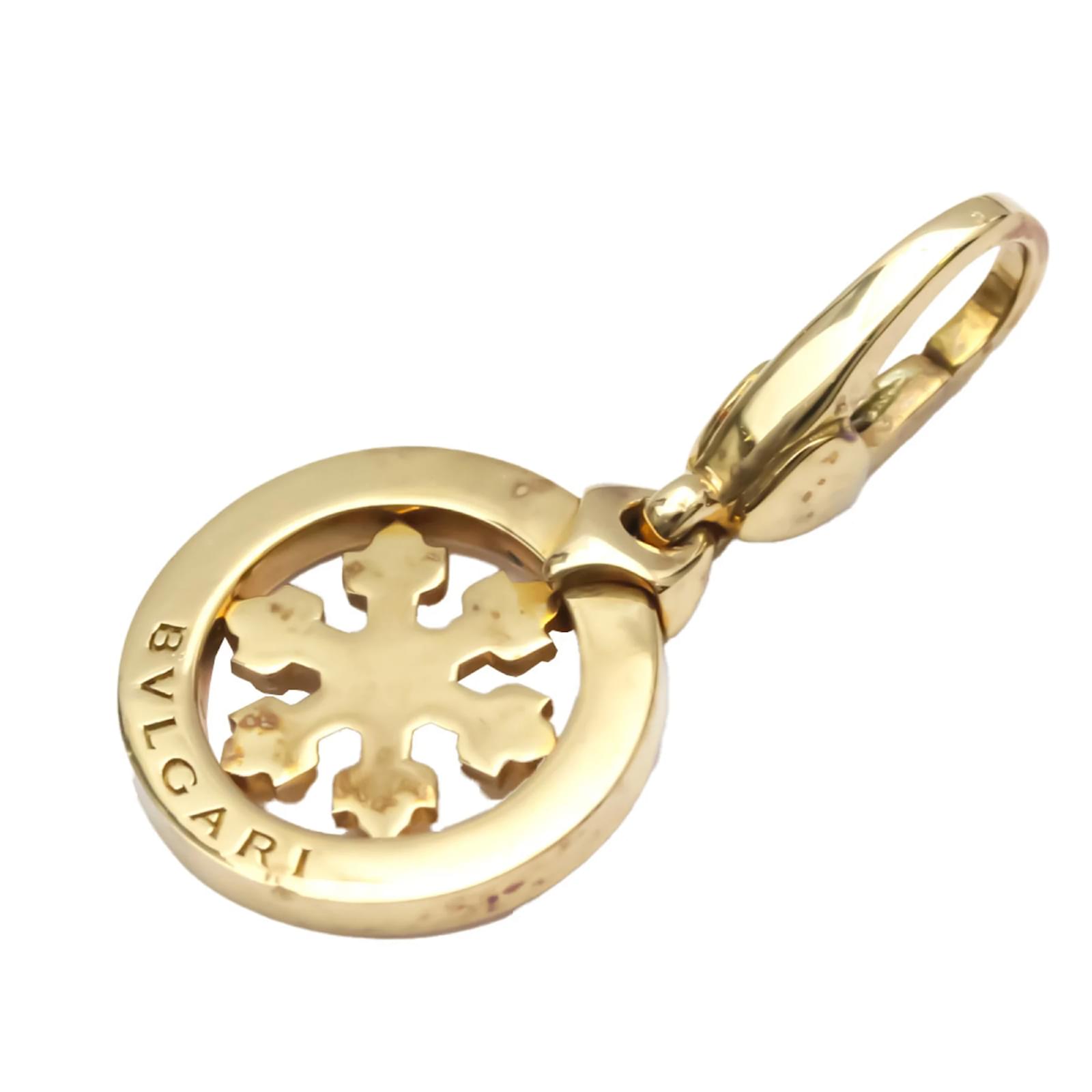 Bulgari Bvlgari Tondo Snowflake Charm Pendant Golden ref.1453047 Joli Closet