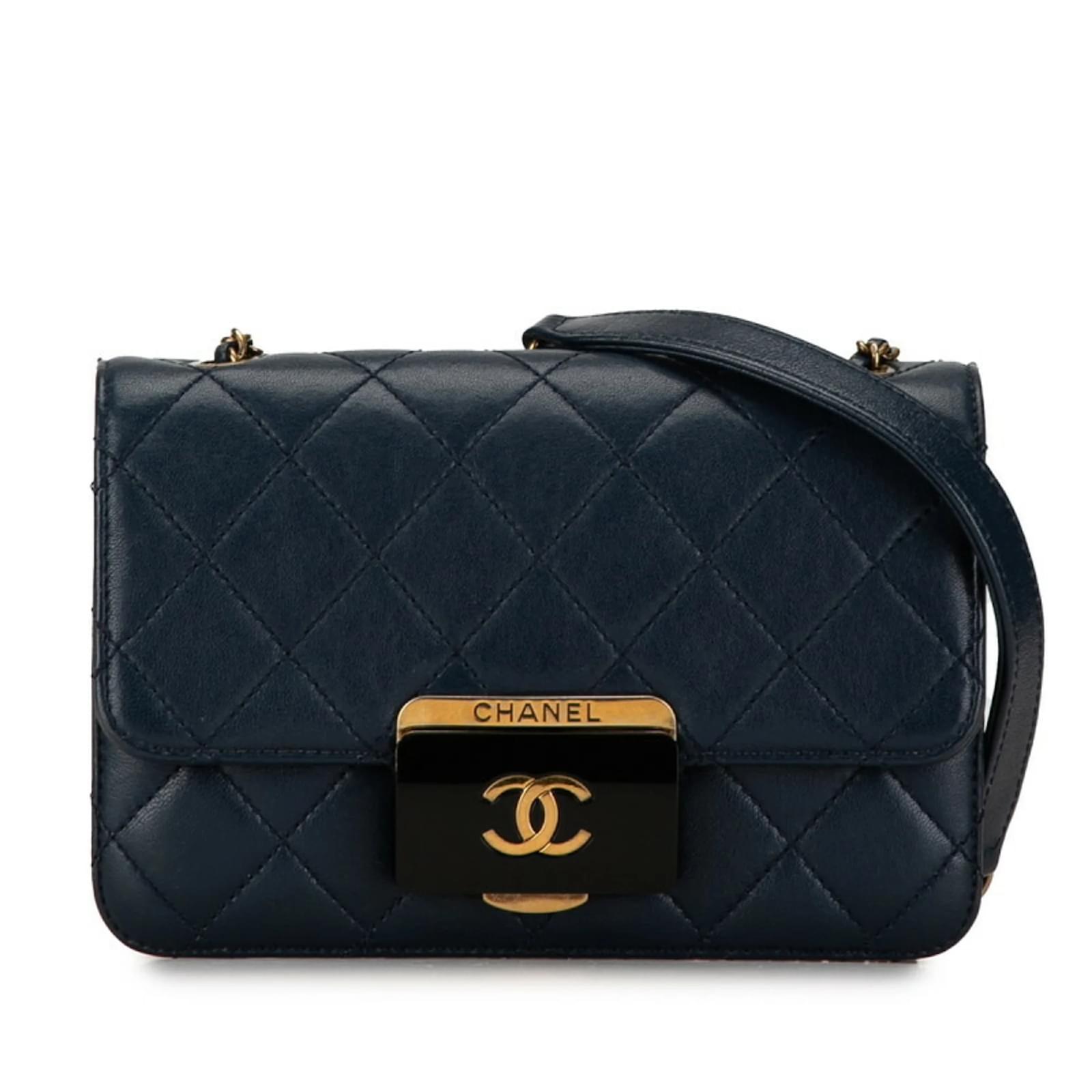 Chanel beaute crossbody bag online