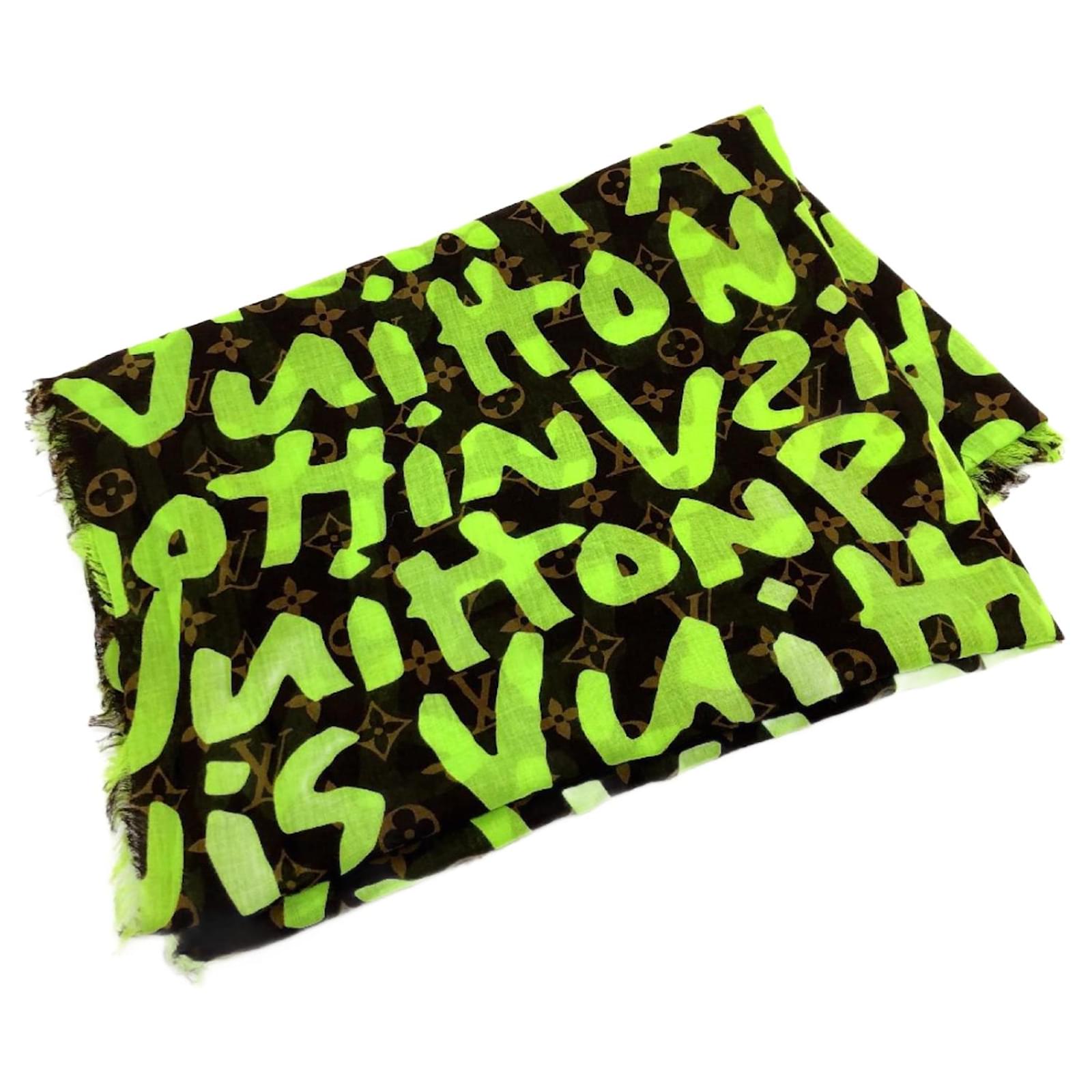 Louis Vuitton Monogram Schal Tuch in Grün Baumwolle