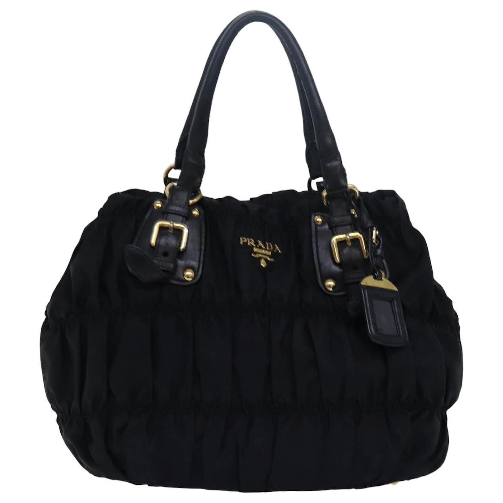 Prada Gaufre Black Synthetic ref.1458612 Joli Closet