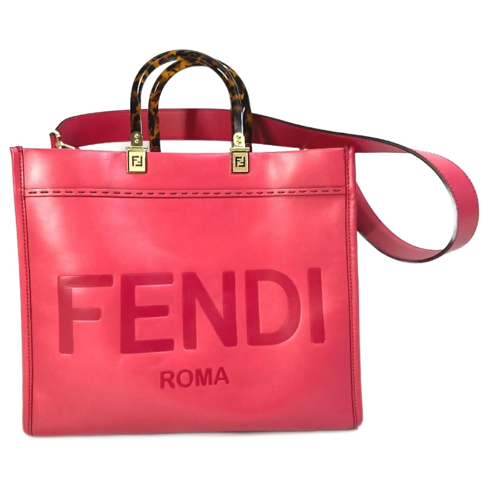 Fur Fendi Tasche Pink Fendi Pink Micro Monster Leather Baguette - Main Image