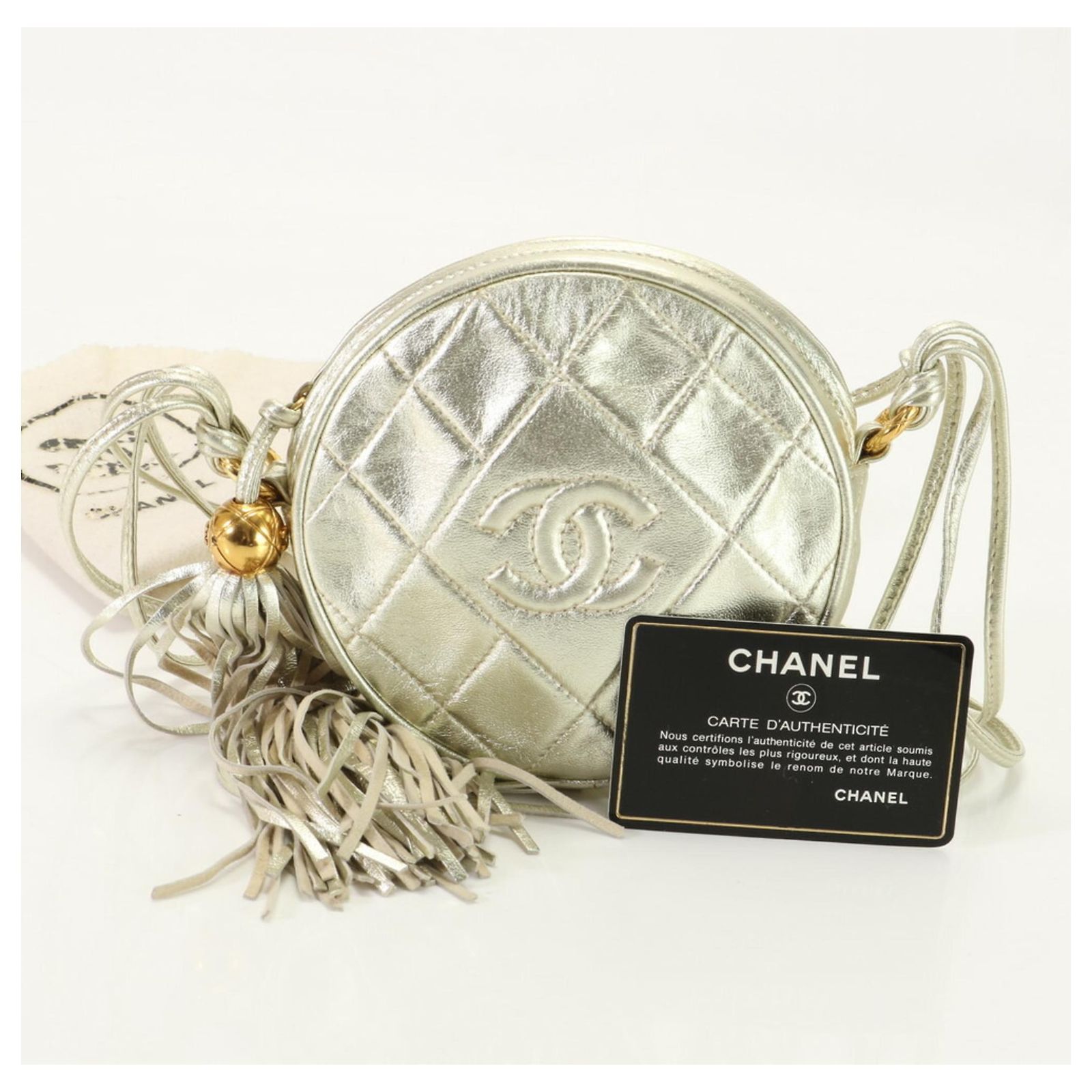 Chanel Matelasse Round Chain Leather Shoulder Bag White Golden ref 