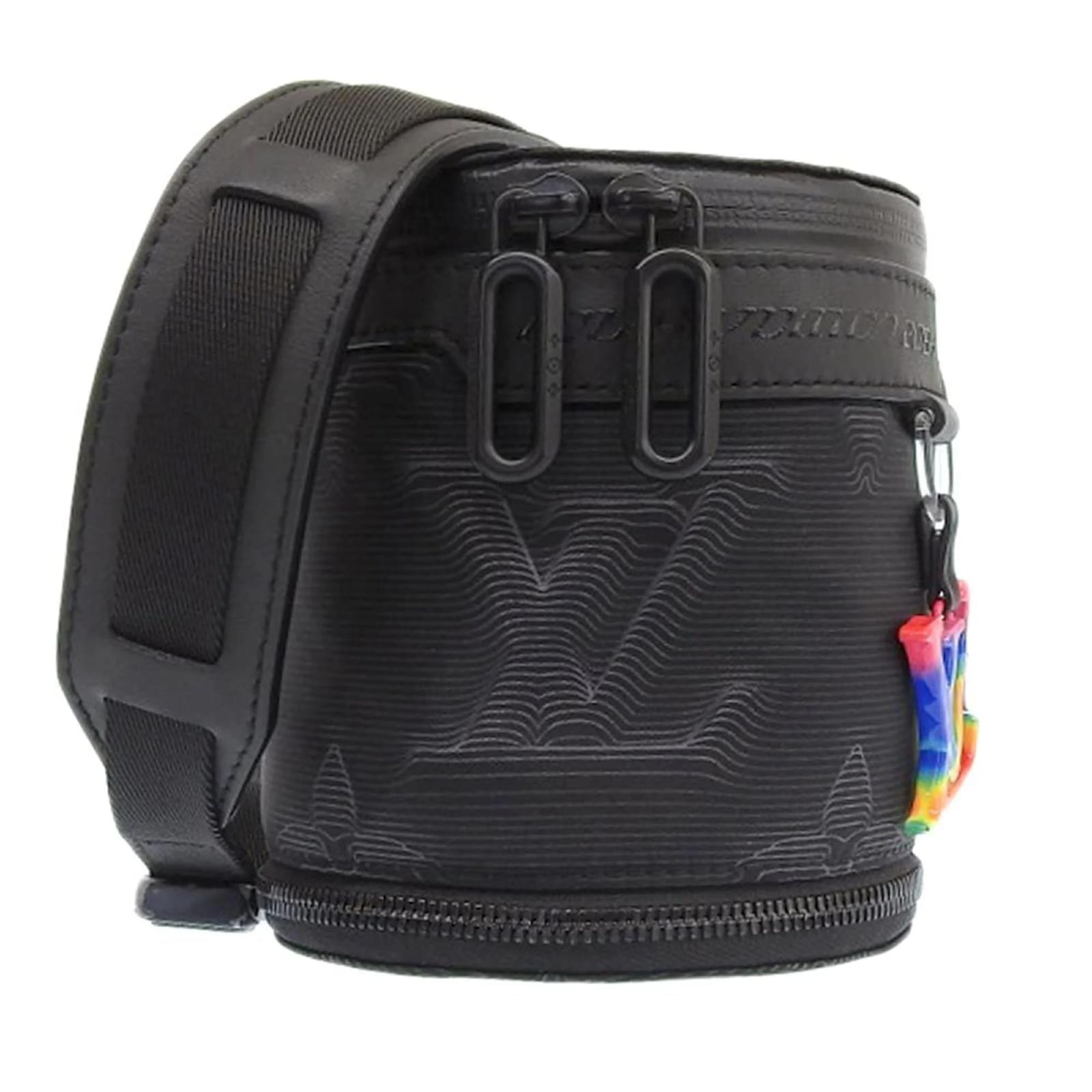 Louis Vuitton Expandable Porocheon M45604 Schultertasche Schwarz 