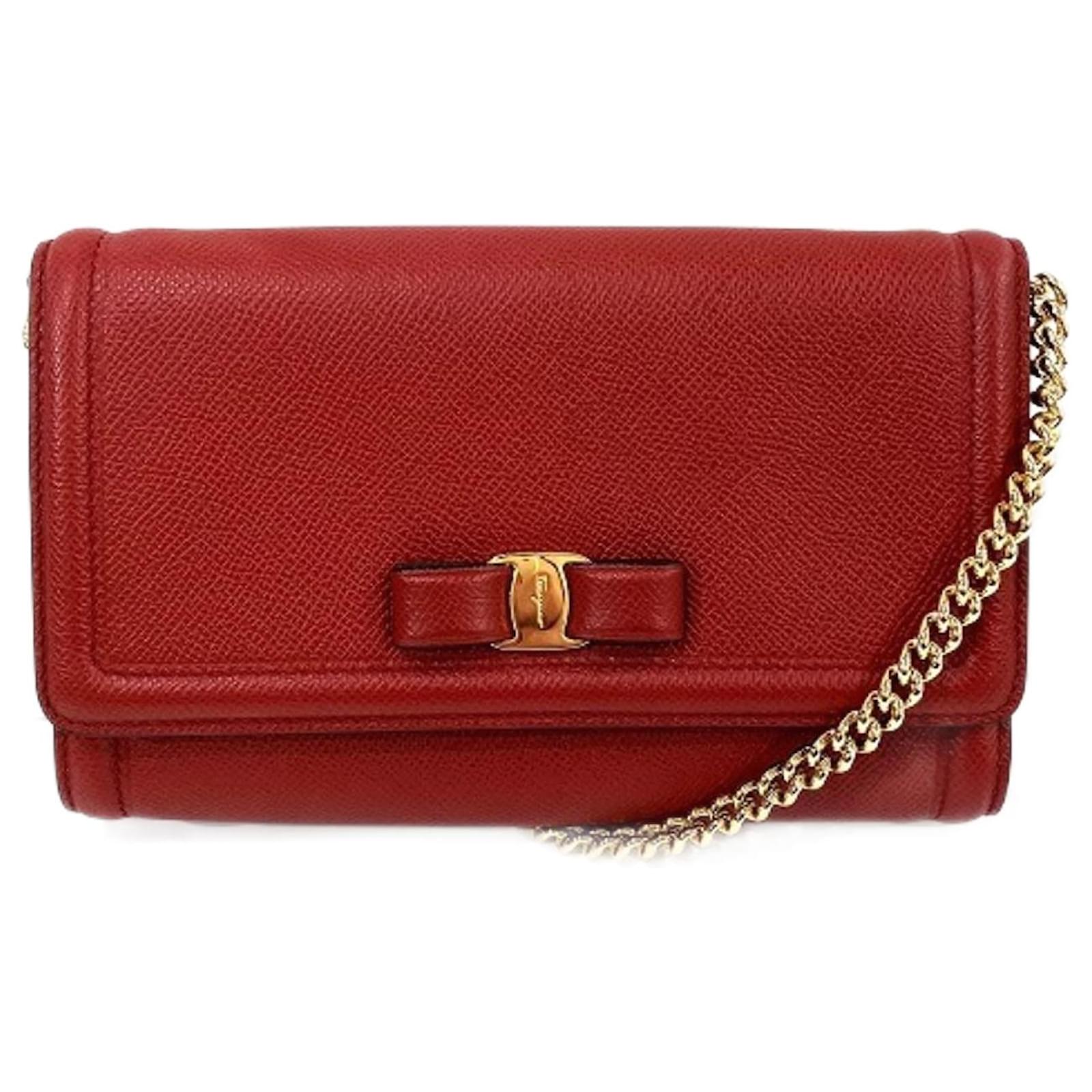 Ferragamo Shoulder Bag Vara Chain Shoulder AU-22 C940 Light