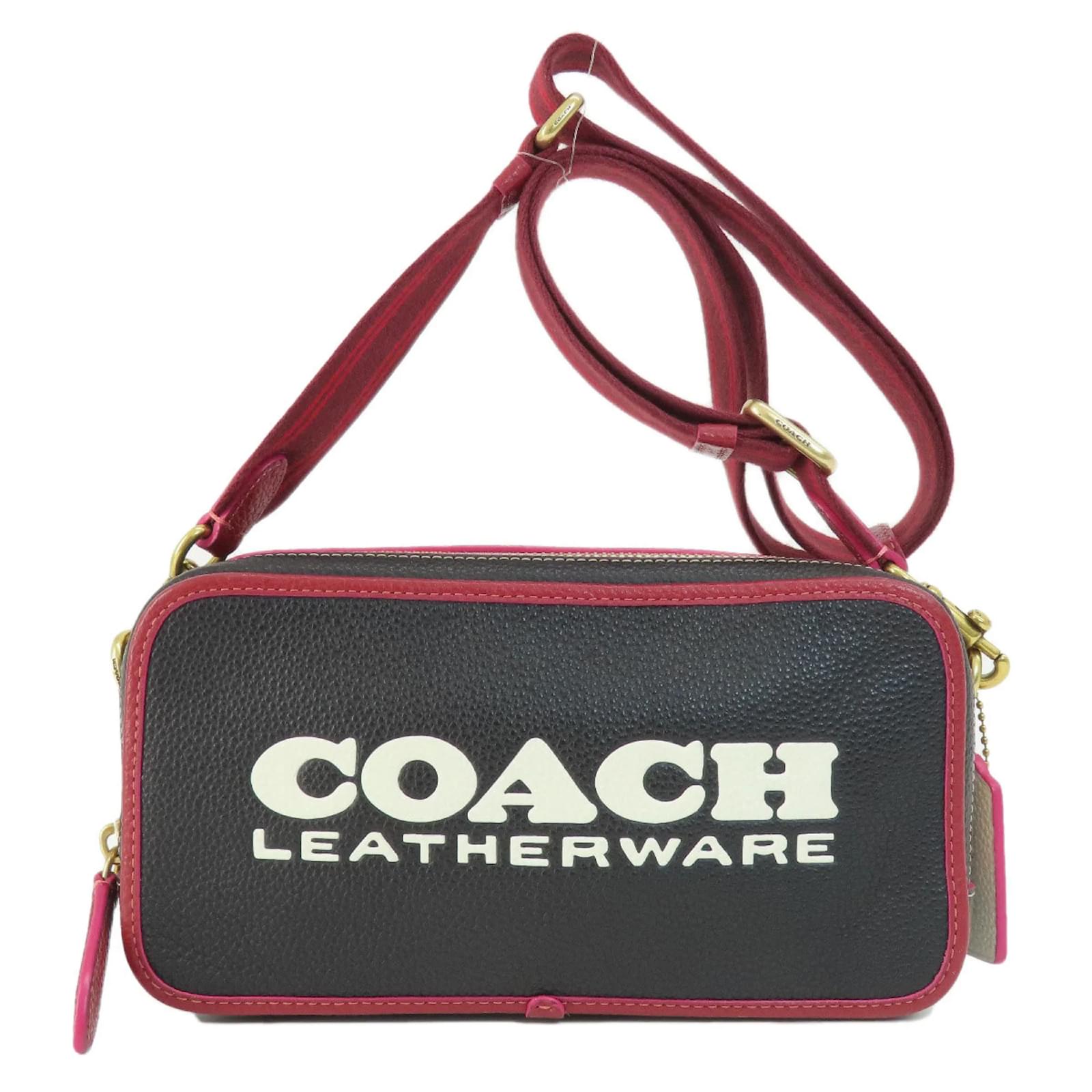Quyên Đinh 　COACH バッグ COACH® | Upcrafted Dinky