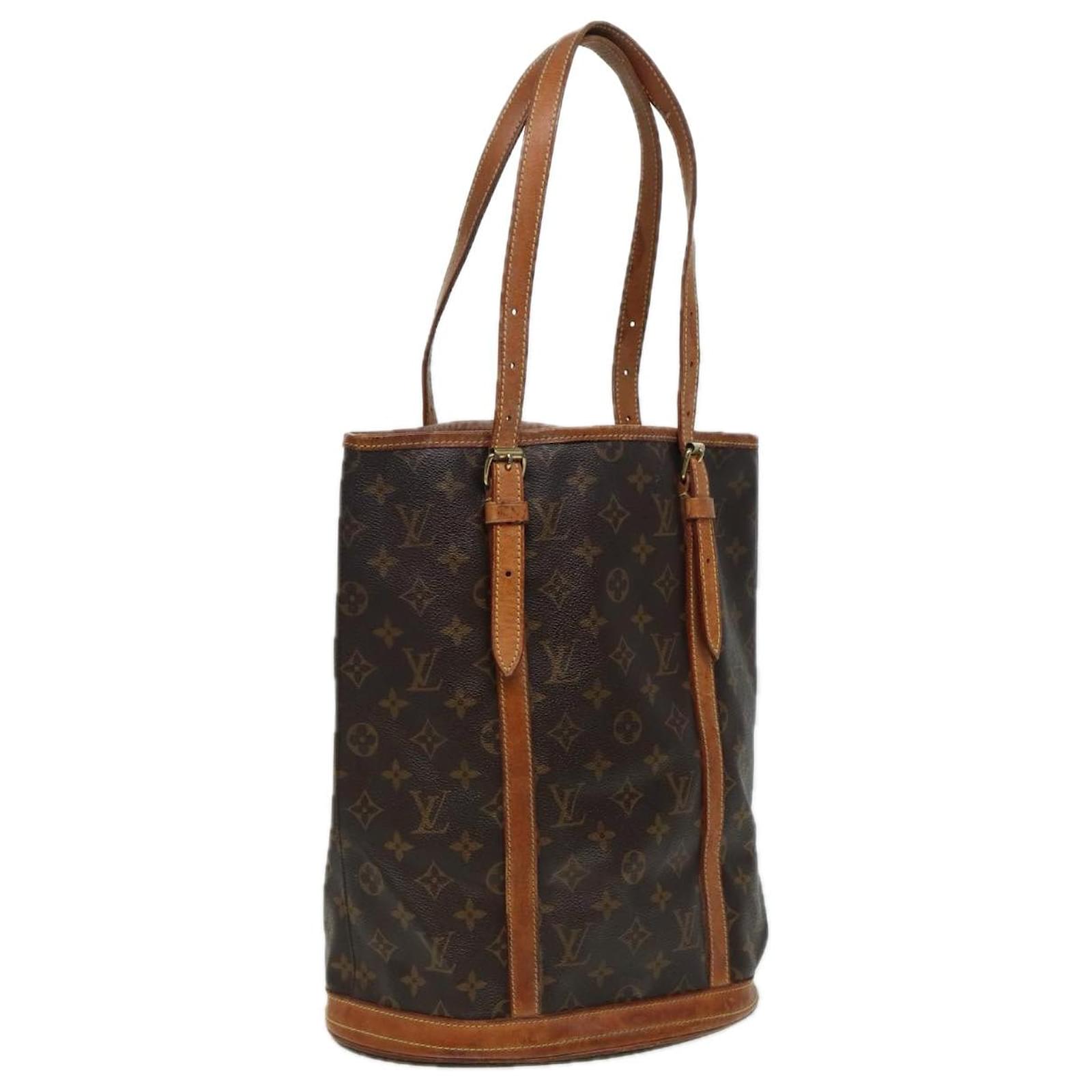 LOUIS VUITTON Monogram Bucket GM Schultertasche M42236 LV Auth 