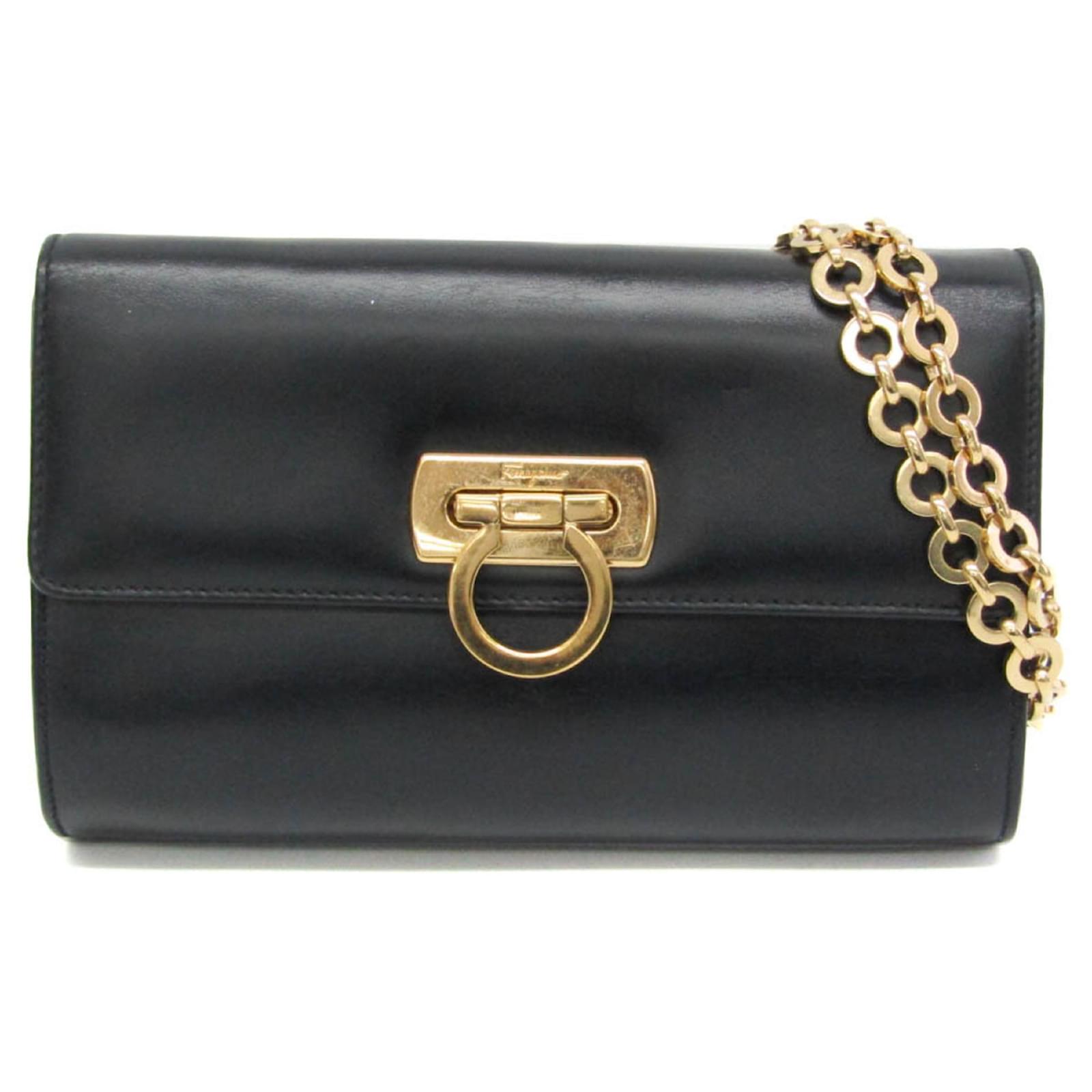 Borsa a spalla in pelle Gancini da donna di Salvatore Ferragamo