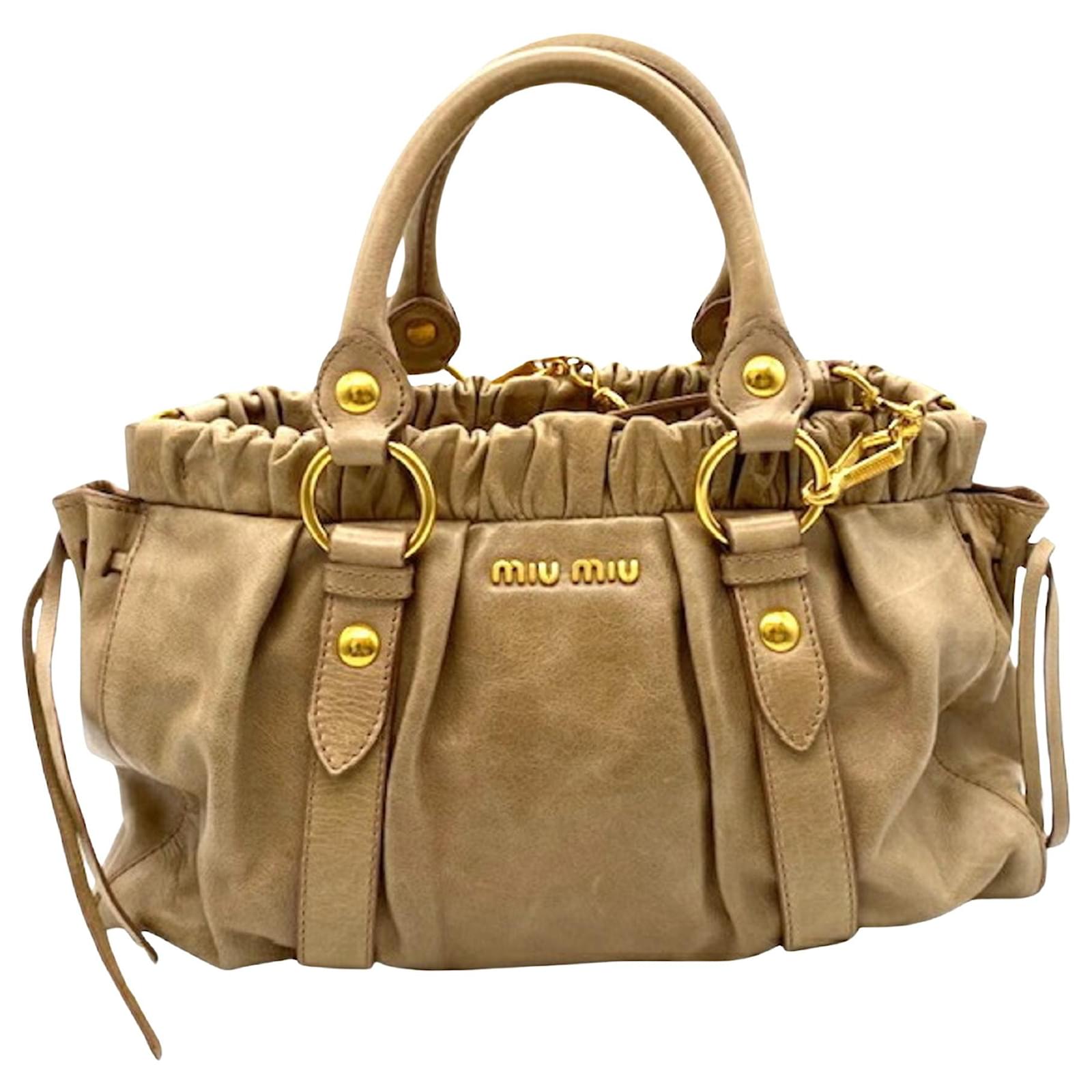 Miu Miu Vitello Beige Leather ref.1480132 - Joli Closet