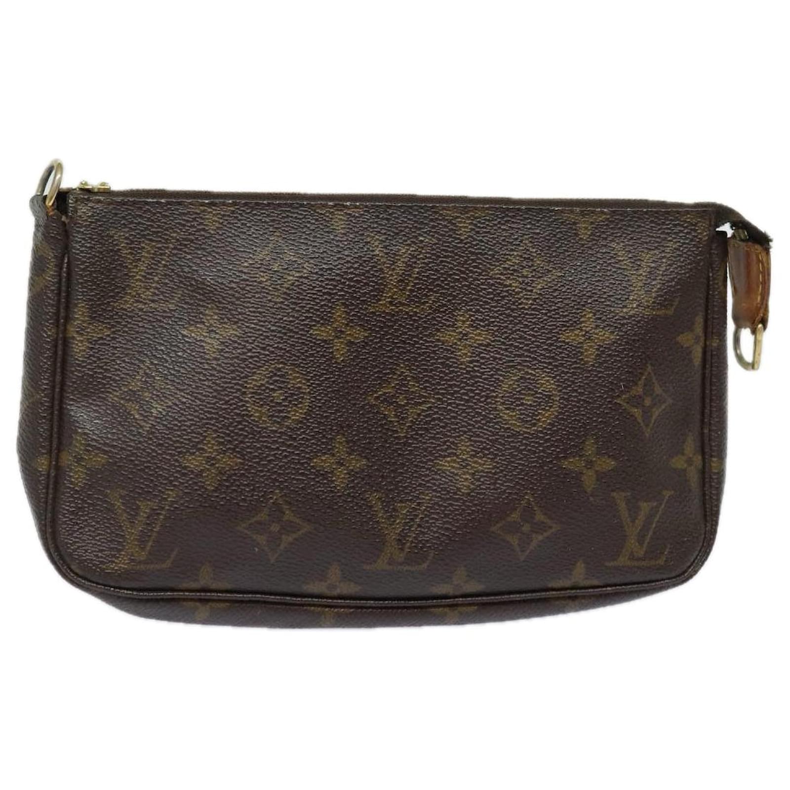 LOUIS VUITTON Monogram Pochette Accessoires Pouch M51980 LV Auth 