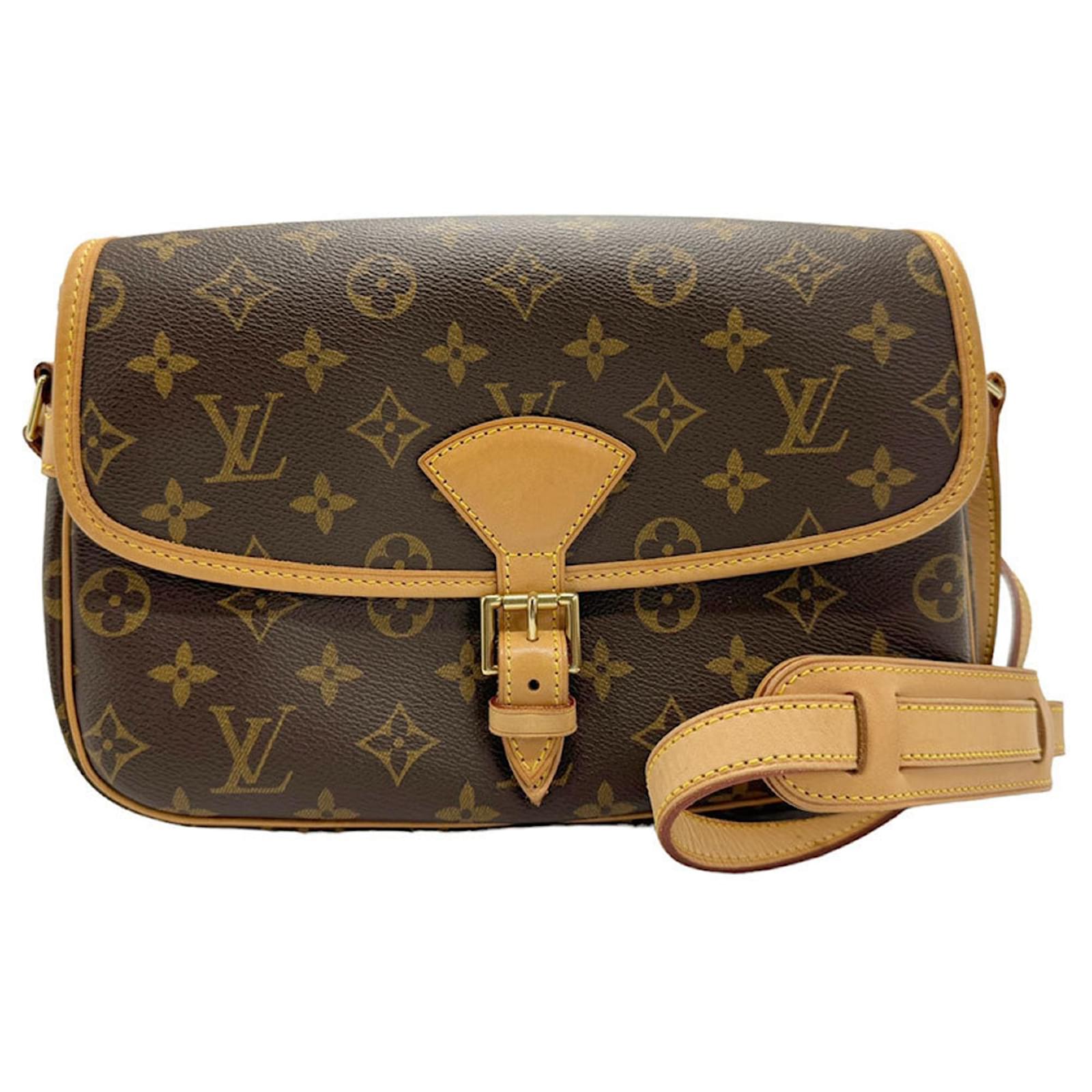 Sologne Schultertasche Monogram Louis Vuitton Braun Lackleder ref  