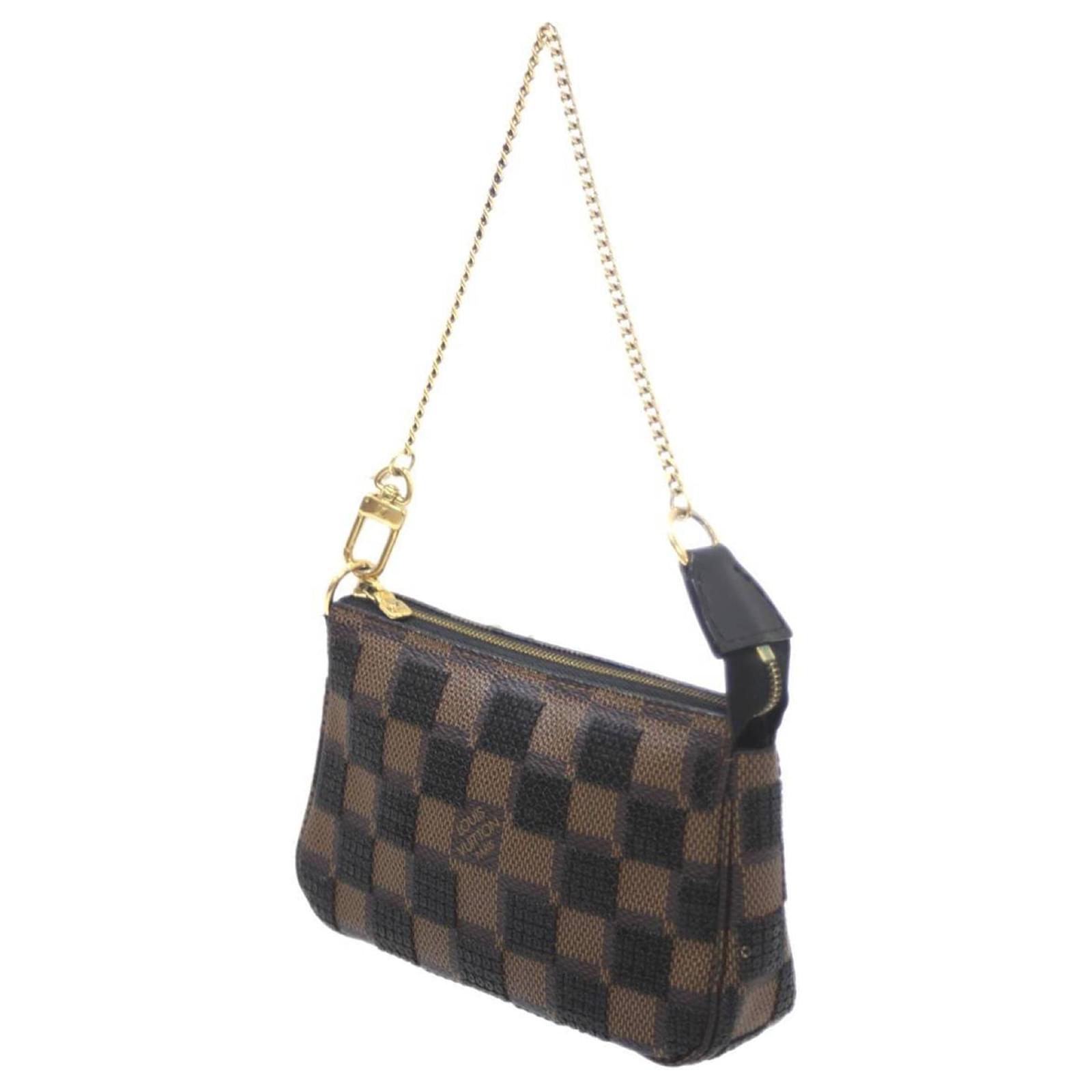 Louis Vuitton Pochette Accessoires Damier Sequins