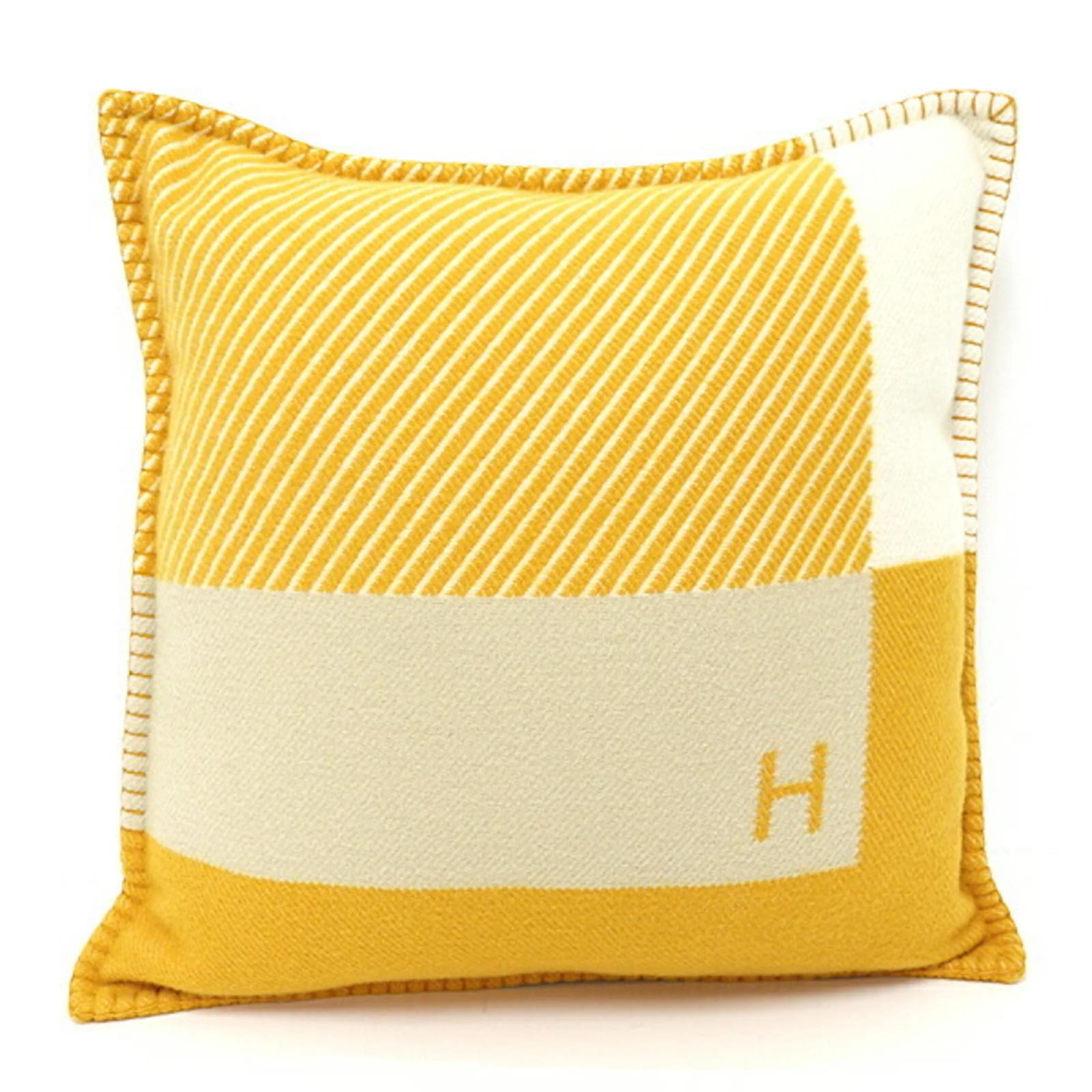 Auténtico Cojín HERMES H Riviera Jaune Lana Cachemira Beige Sable H103423M