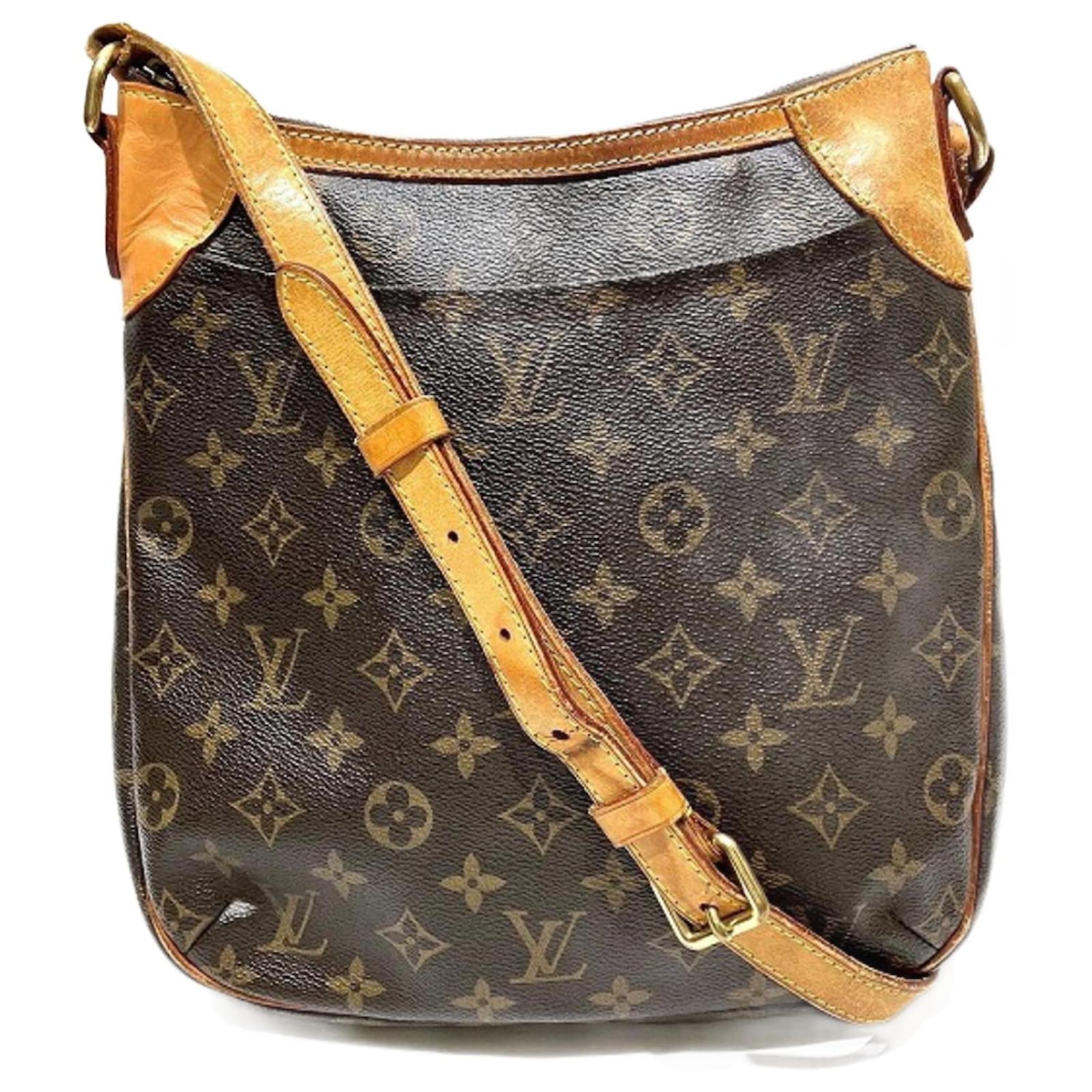 Louis Vuitton Monogram Odeon PM Schultertasche Braun Monogramm  