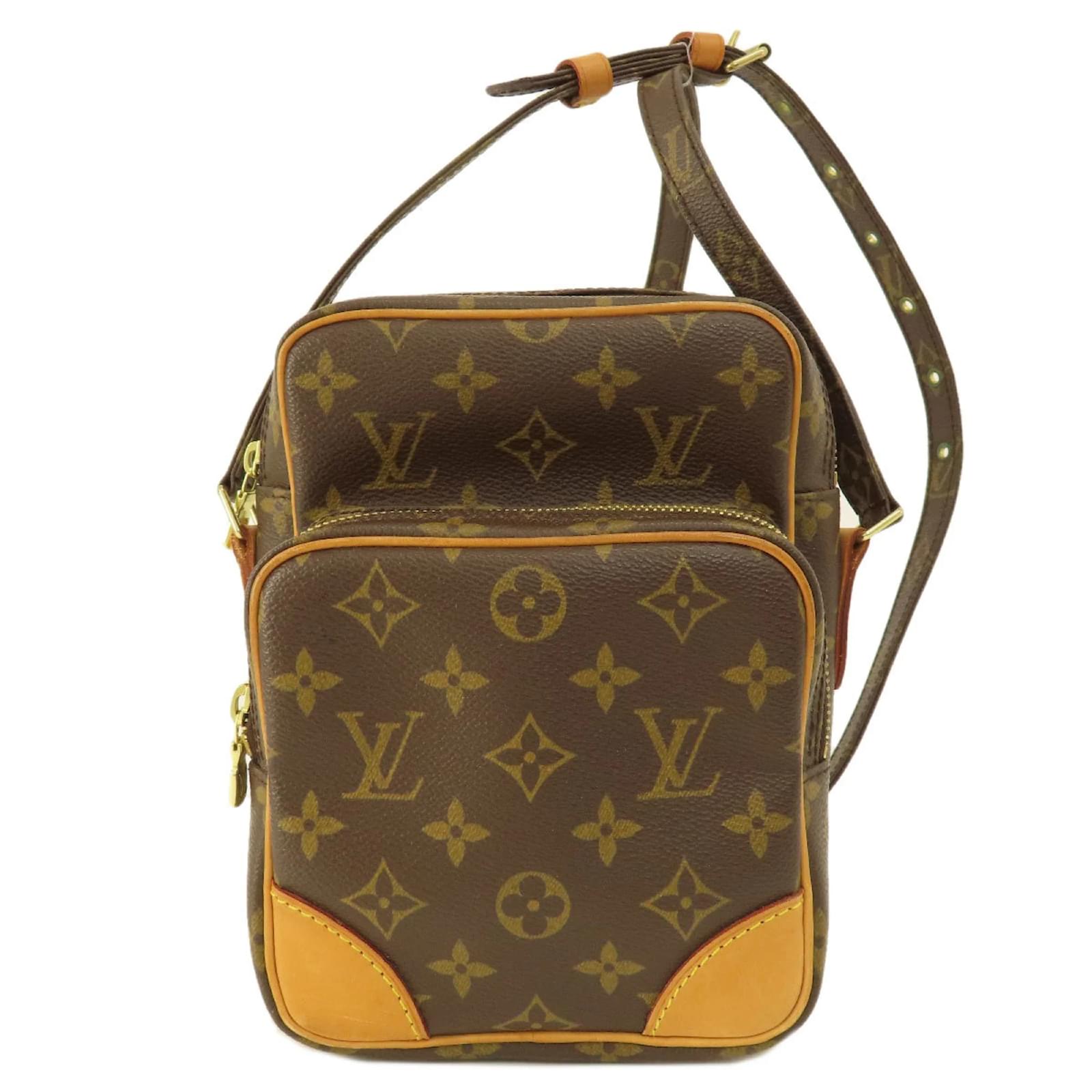 Monogramm Schultertasche Louis Vuitton Braun Lackleder ref.1492549 