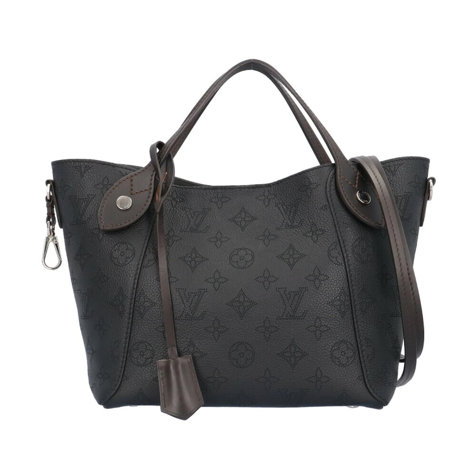 Louis Vuitton Hina PM Monogram Mahina Schultertasche Schwarz Leder ref.1492668 Joli Closet