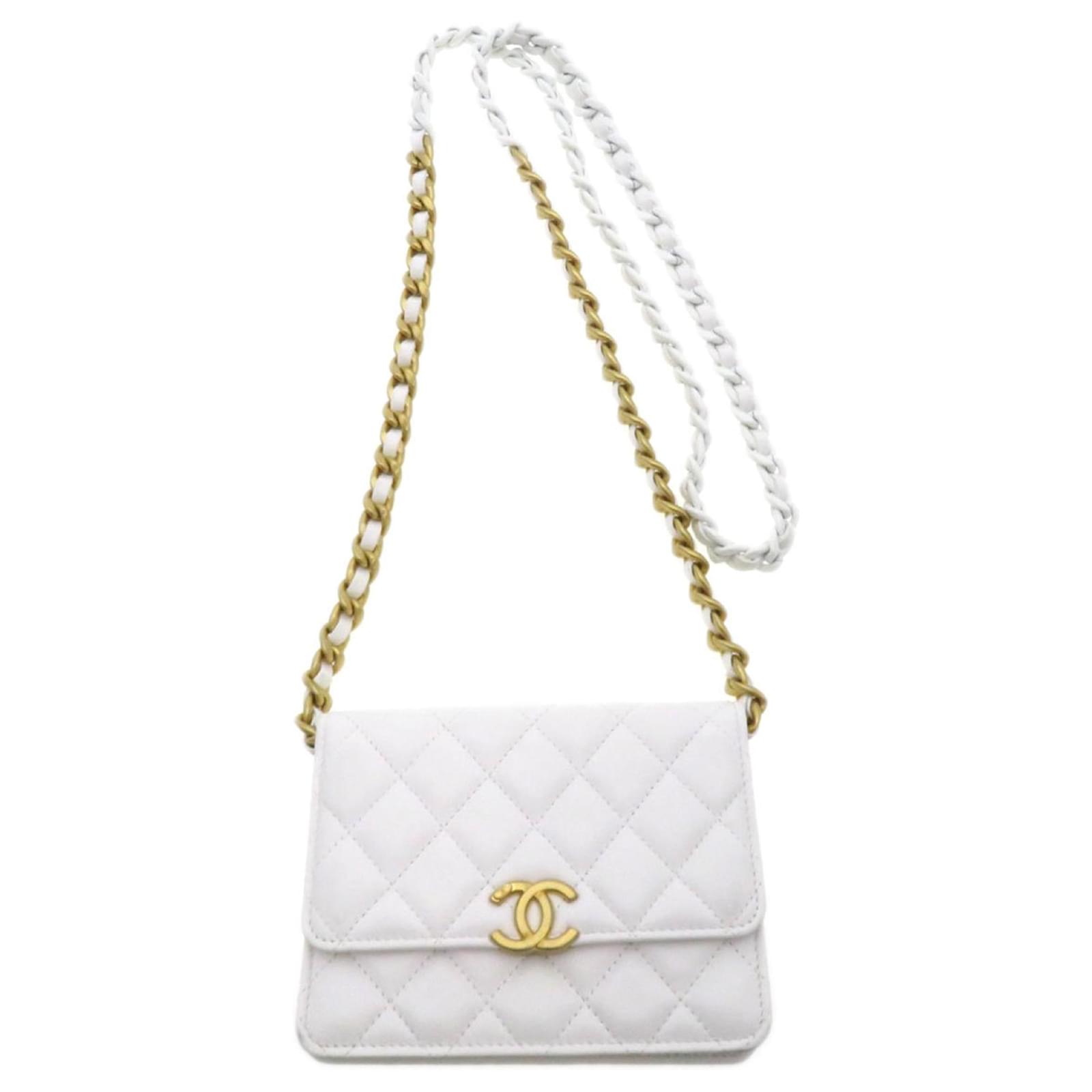 Chanel Matelasse Shoulder Bag White Leather ref.1493668 - Joli Closet