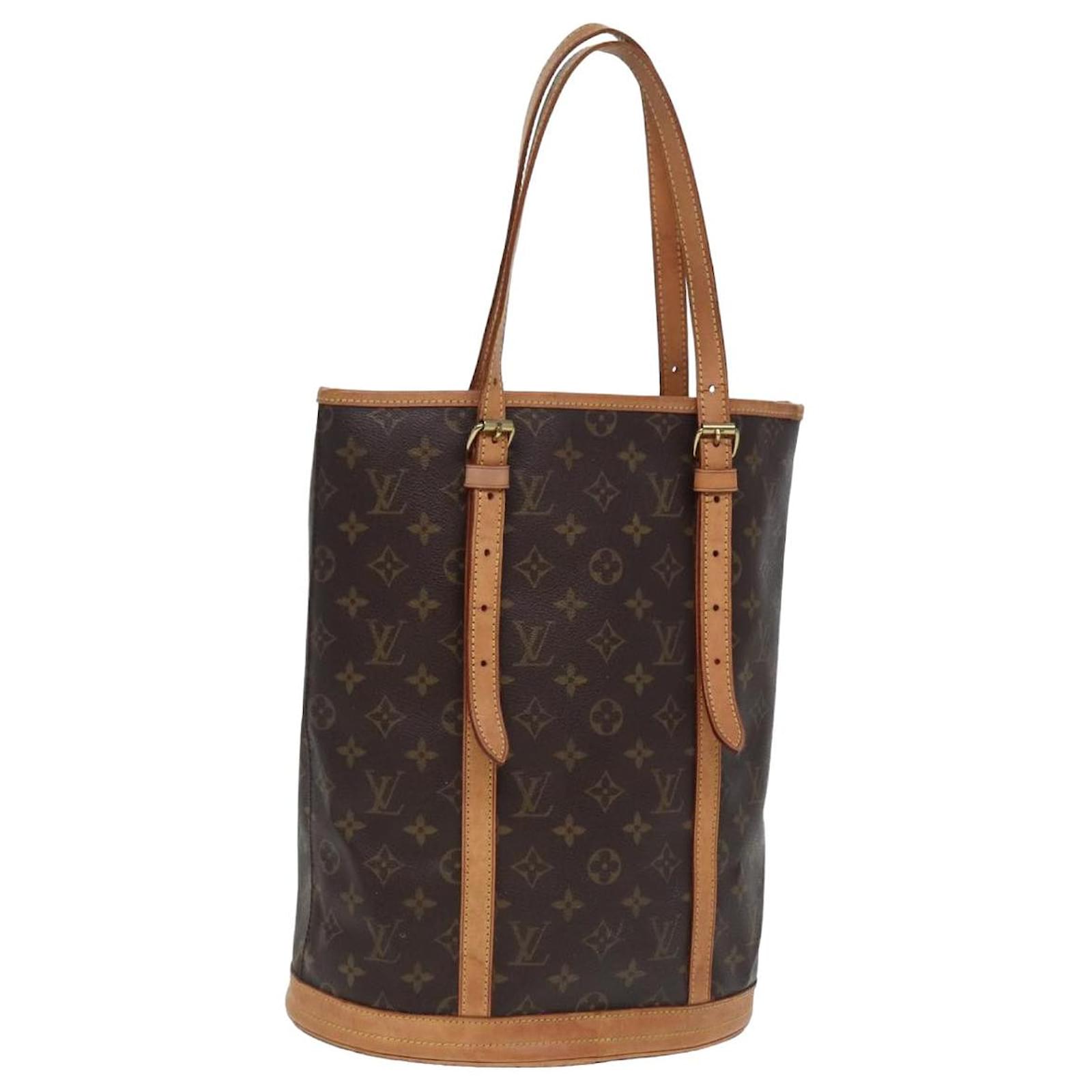 LOUIS VUITTON Monogram Bucket GM Schultertasche M42236 LV Auth 