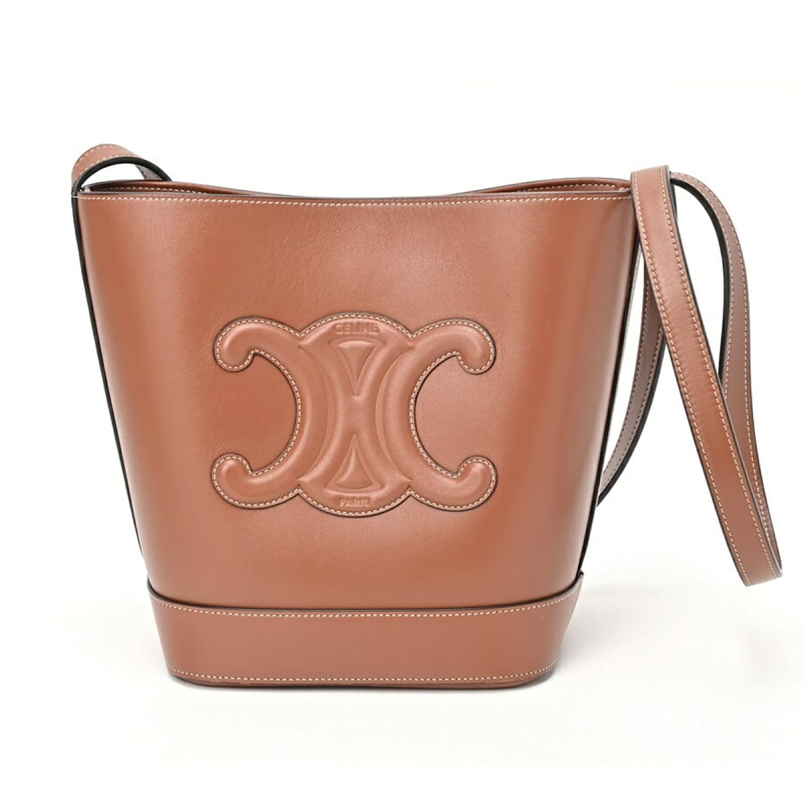 ショルダーバッグ・ポシェット Celine Mini Borsa Claude In Pelle MINI CLAUDE IN Shiny calfskin - BLACK | CELINE