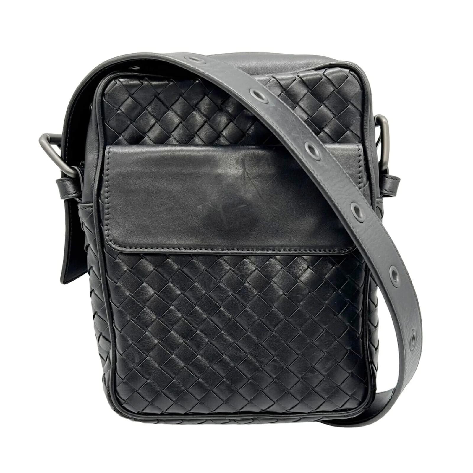 Bottega Veneta Intrecciato Leather Shoulder Bag Black ref