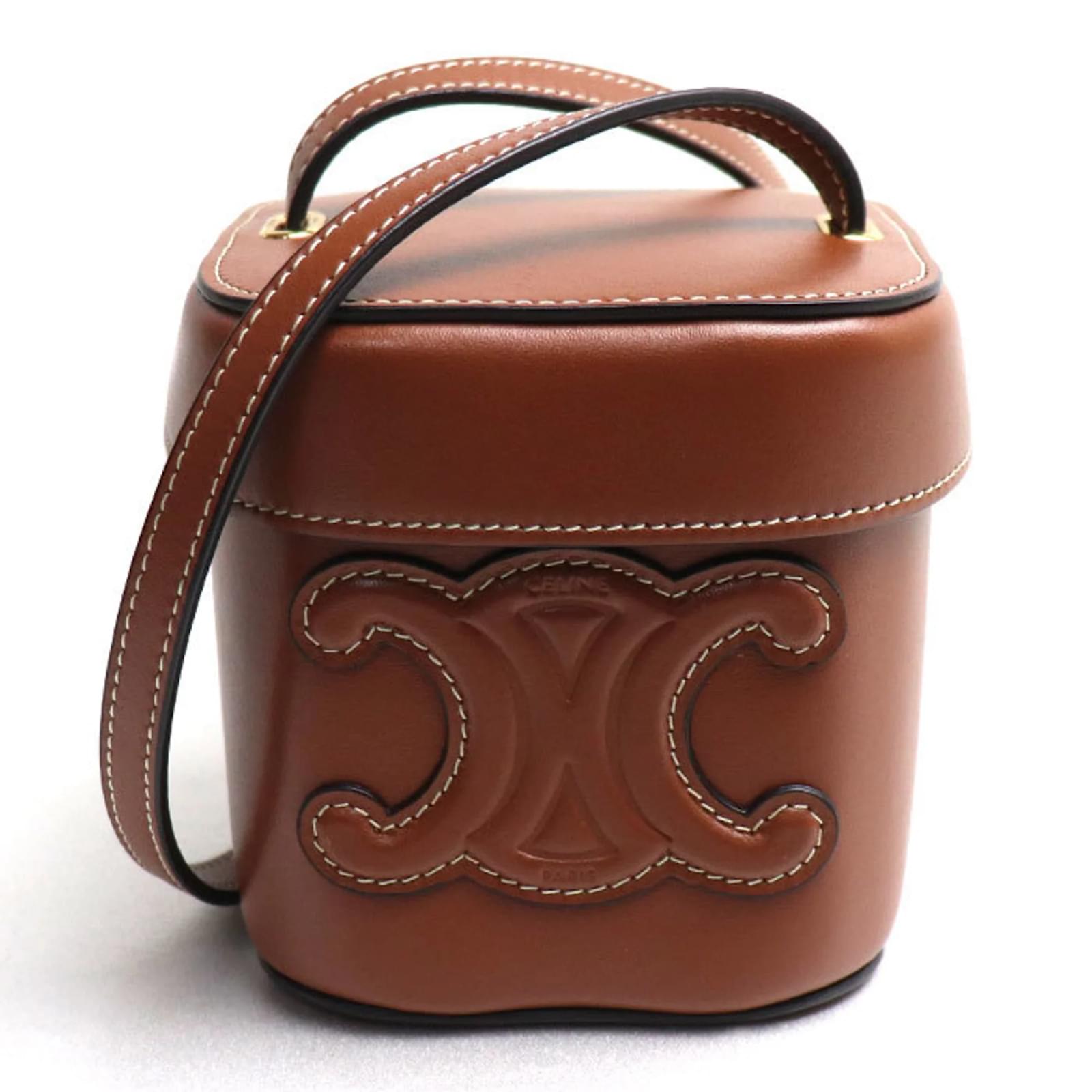 【関税&送料込】Celine Borsa A Tracolla Cuir Triomphe 187363BFN-04LU_1_LIB.jpg?V2