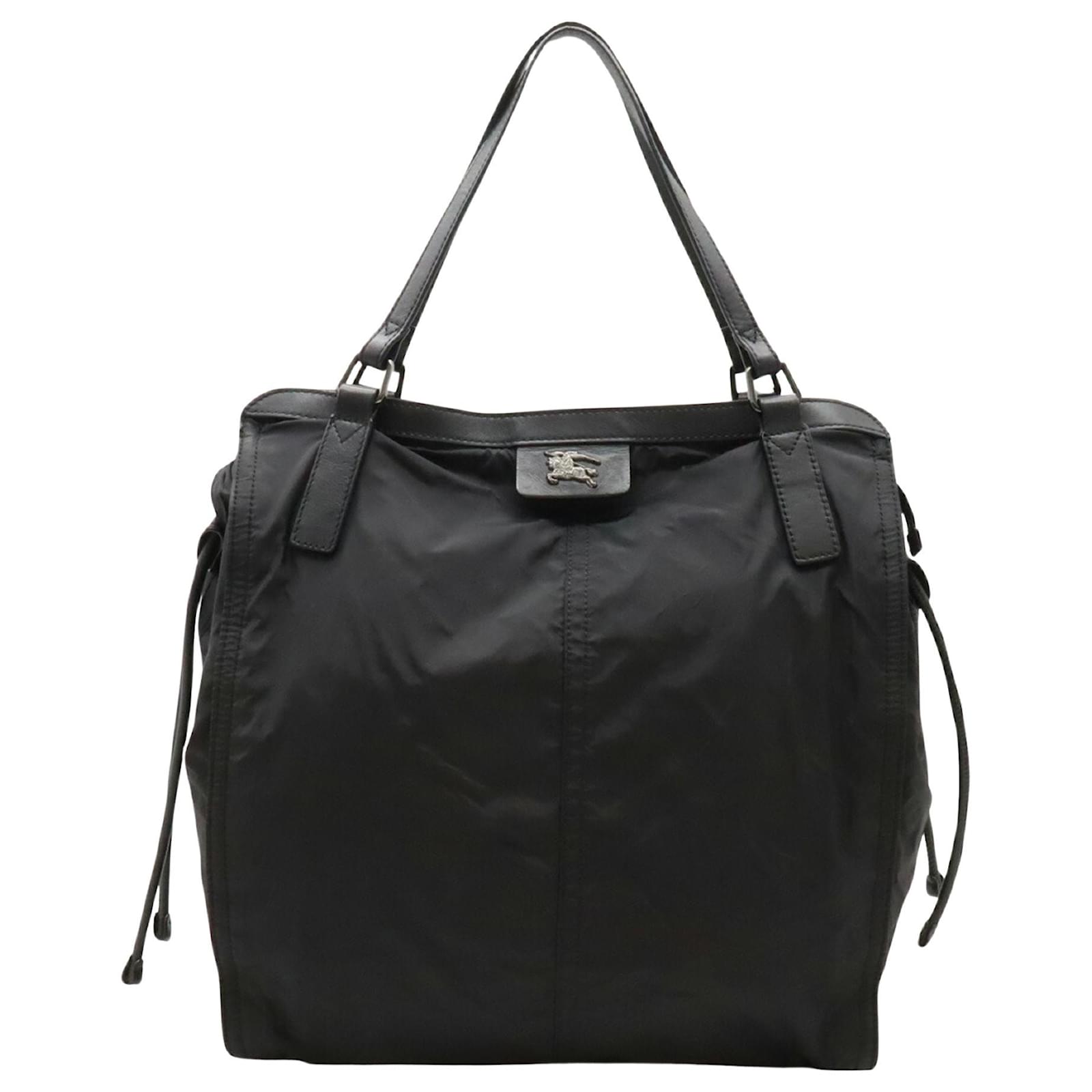 Burberry Buckleigh Black Synthetic ref.1524839 Joli Closet