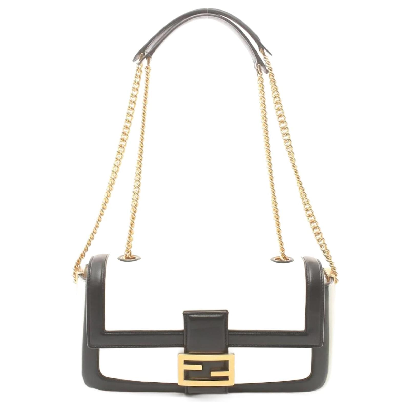 ショルダーバッグ・ポシェット FENDI BAGUETTE SHOULDER BAG Fendi Baguette Shoulder Bag Black White Leather ref.1535356