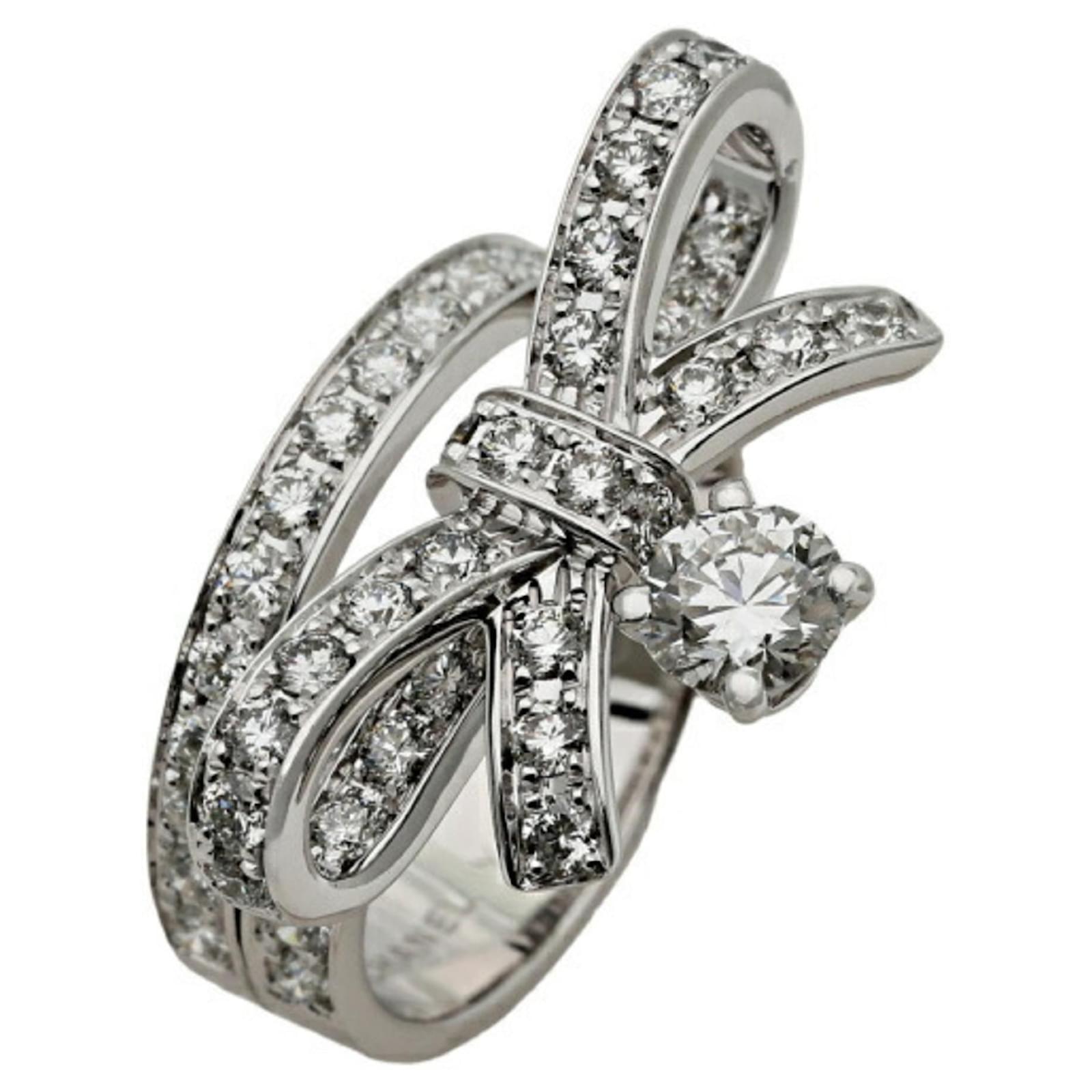Anello a fascia in oro bianco K18WG Ruban di Chanel ref.1543486 Joli Closet