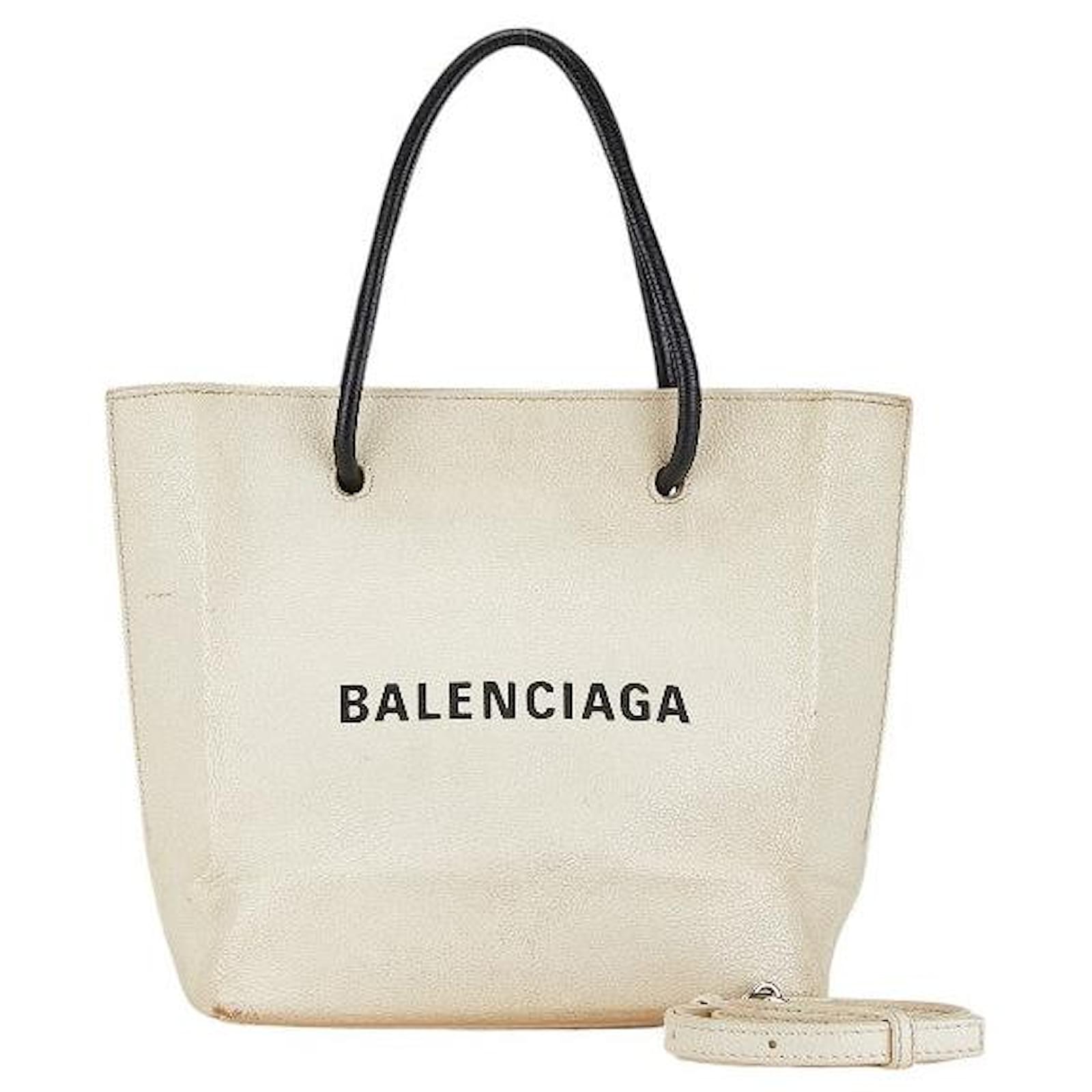 Autre Marque Balenciaga Leather Shopping Tote XXS Handbag 5553140 ref.1545784 Joli Closet