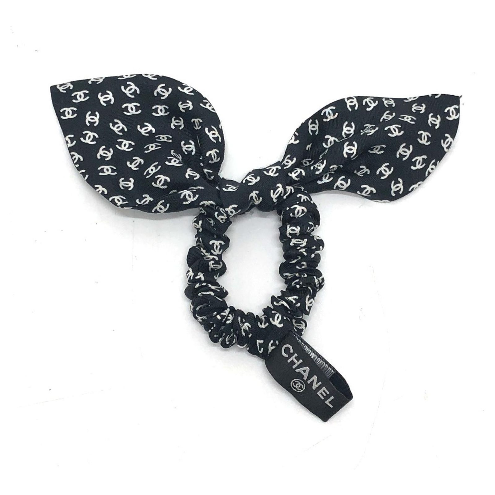 Chanel Ribbon Coco Mark Hair Scrunchie Black White Silk ref  display picture 1