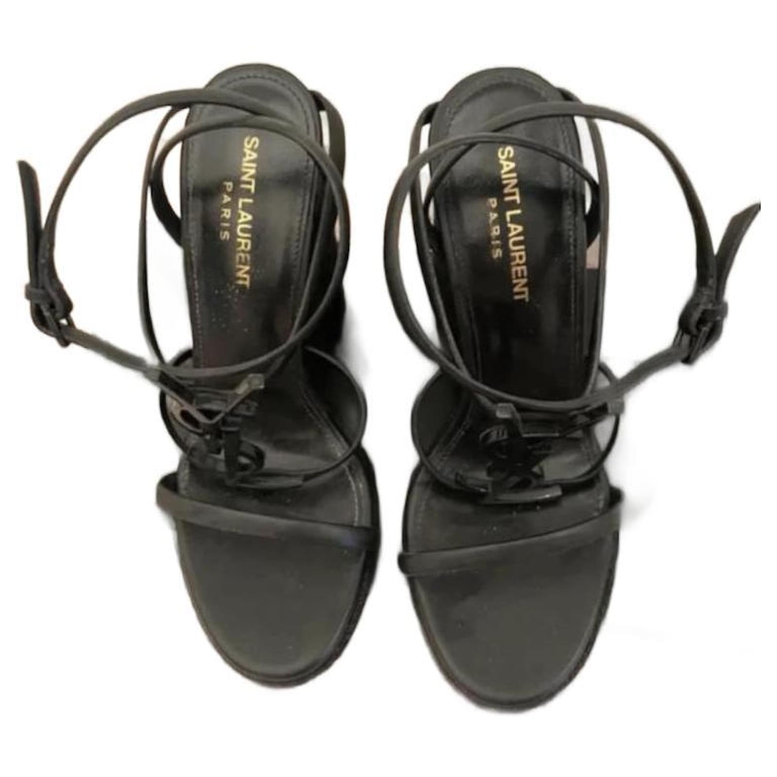 Sandalias Yves Saint Laurent Preto Couro ref.1564730 Joli Closet