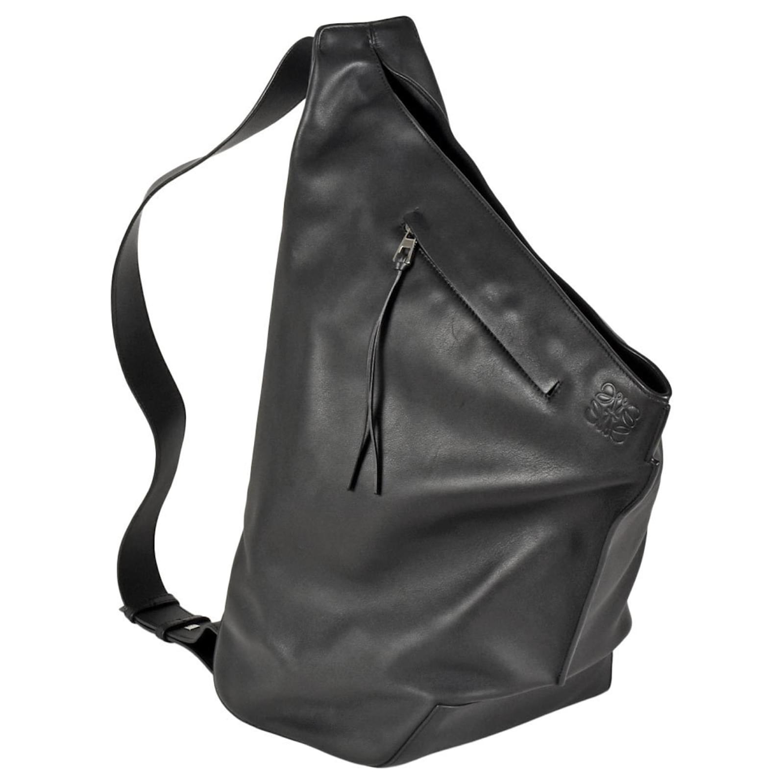 Loewe Anton Backpack Shoulder Bag Black Leather ref.1573893