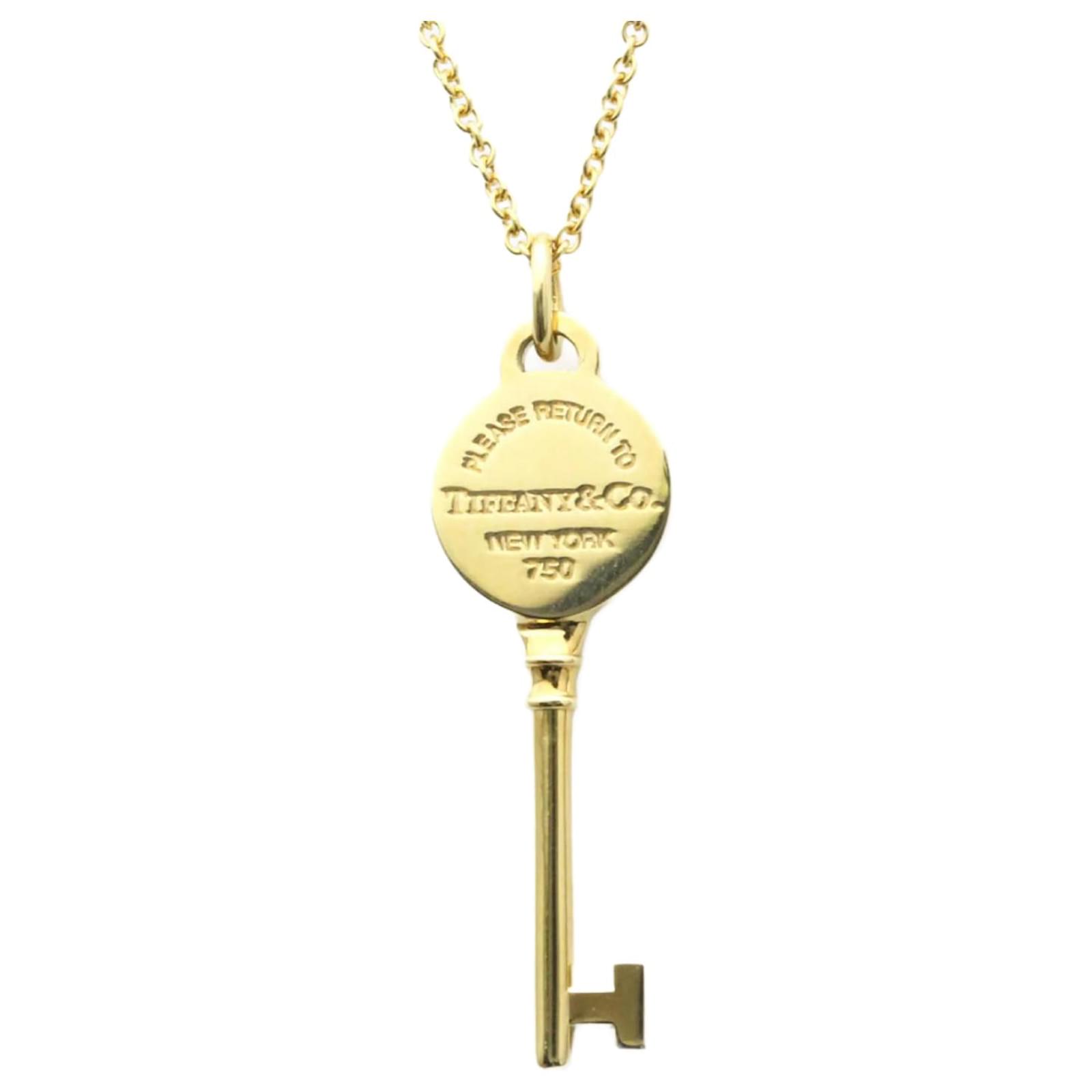Tiffany Co Tiffany Return to Tiffany Round Key Necklace Golden Yellow gold ref.1574077 Joli Closet
